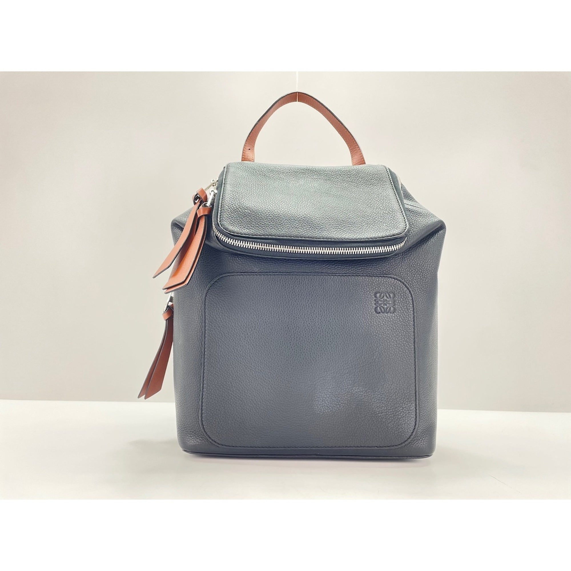 Loewe Black Leather Backpack (Pre-Owned)