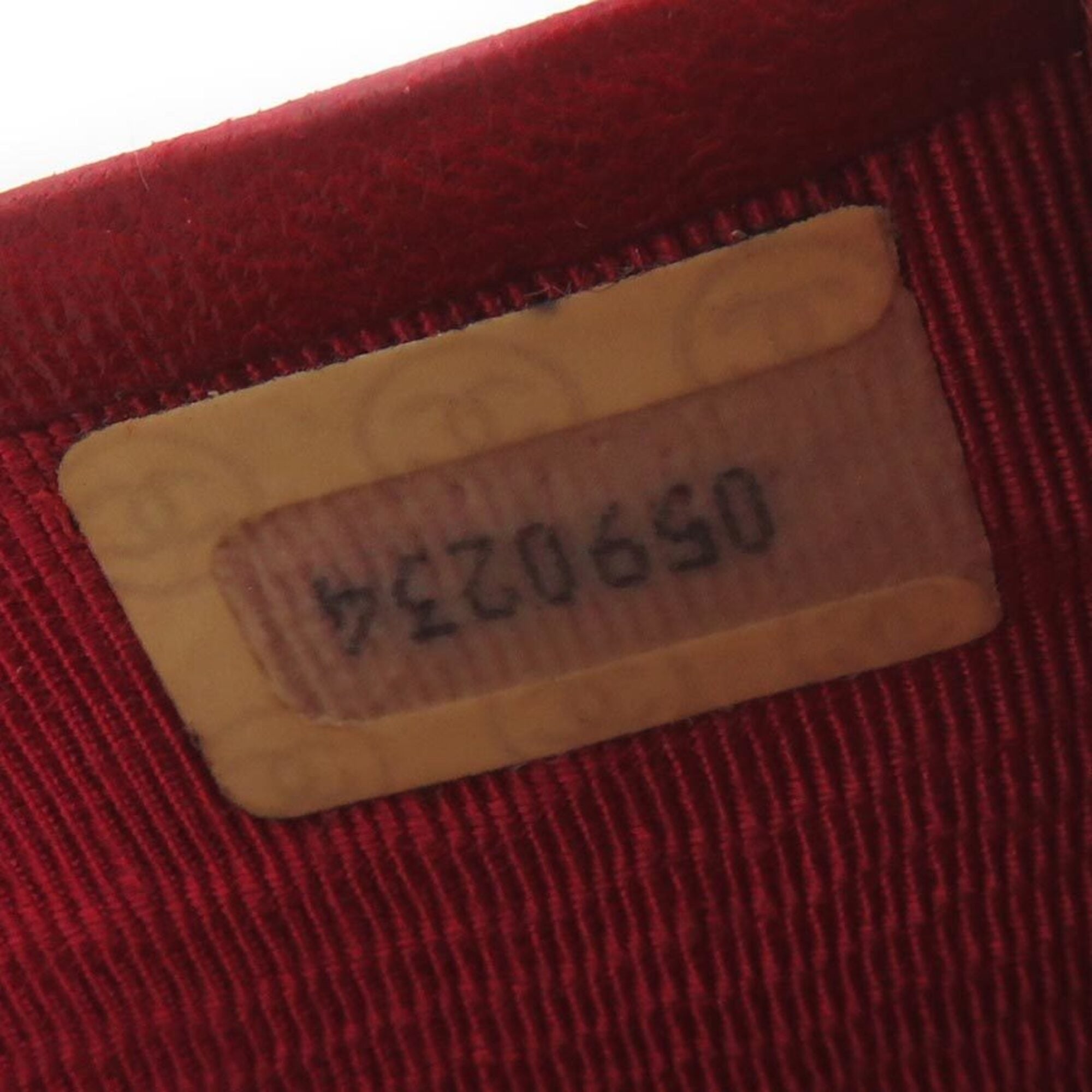 Chanel Red Color Leather Wallet (Bi-Fold) (Pre-Owned)