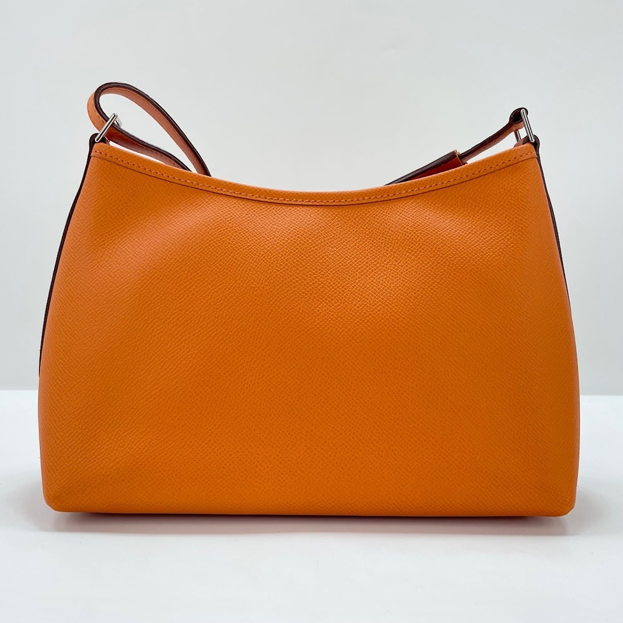 Hermes Orange Shoulder Bag (Pre-Owned)