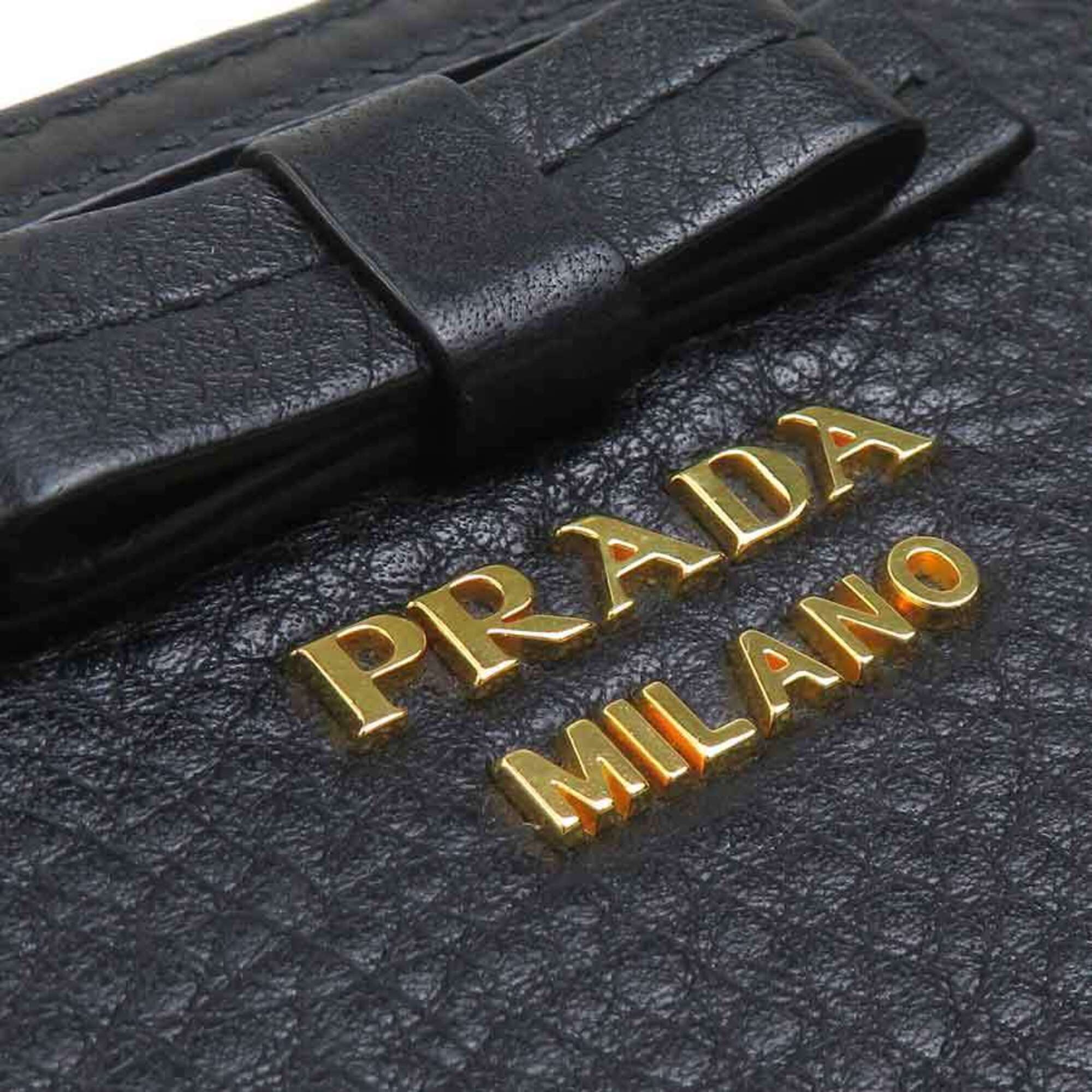 Prada Black Leather Wallet (Bi-Fold) (Pre-Owned)