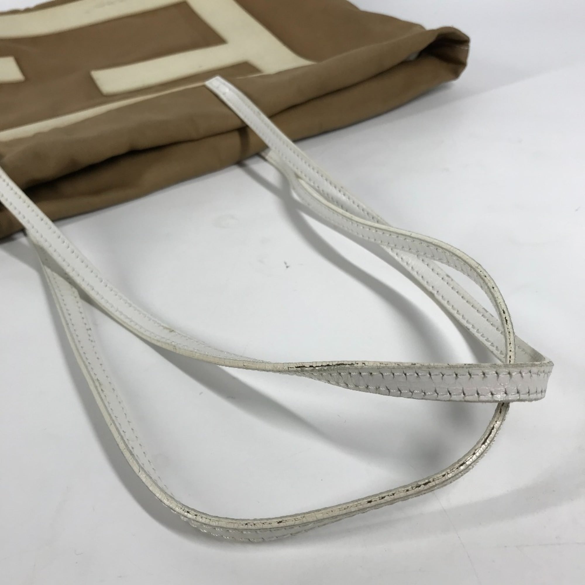 Fendi Beige White Canvas Rubber Shoulder Bag Tote Bag (Pre-Owned)