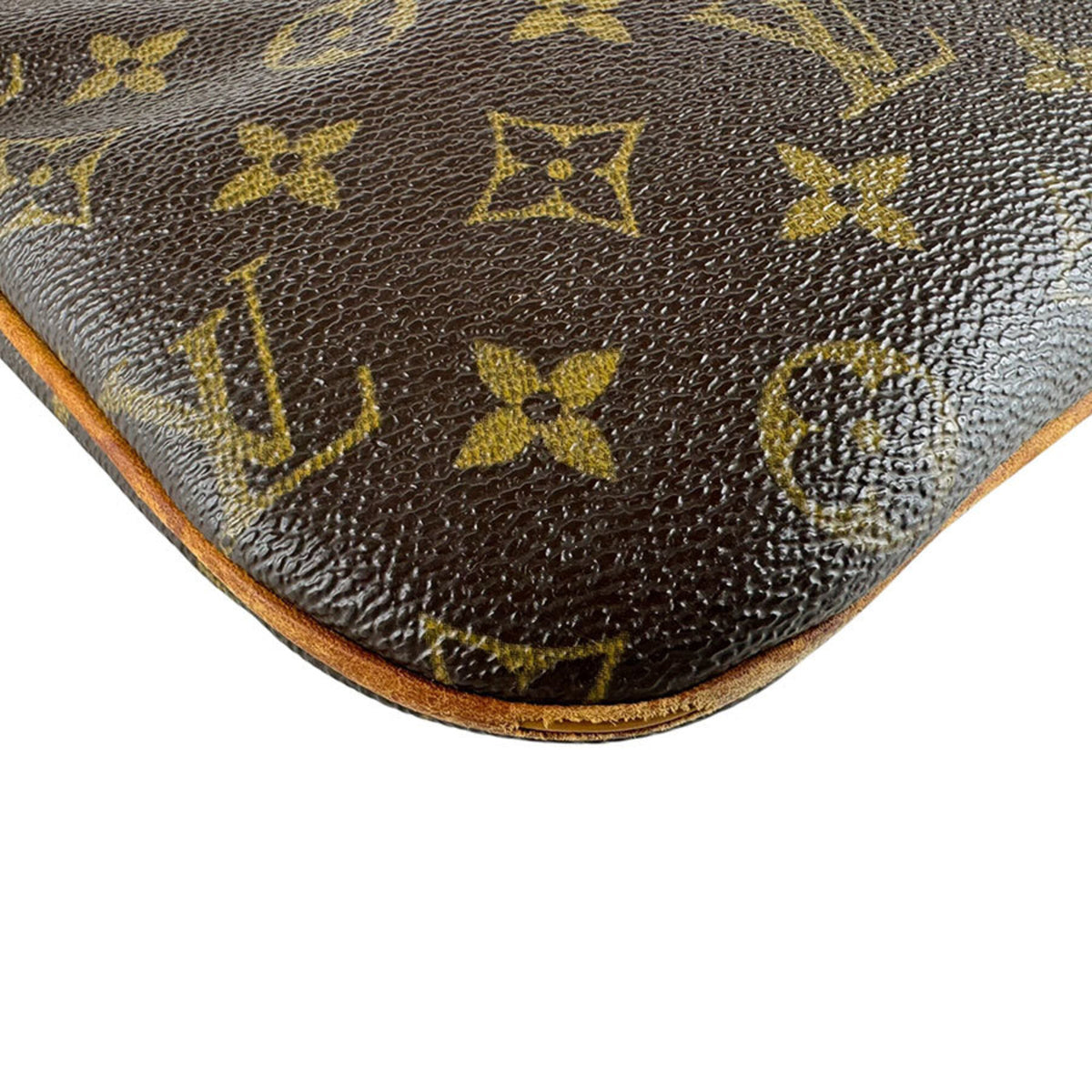 Louis Vuitton Brown Monogram Monogram Pochette Shoulder Bag (Pre-Owned)