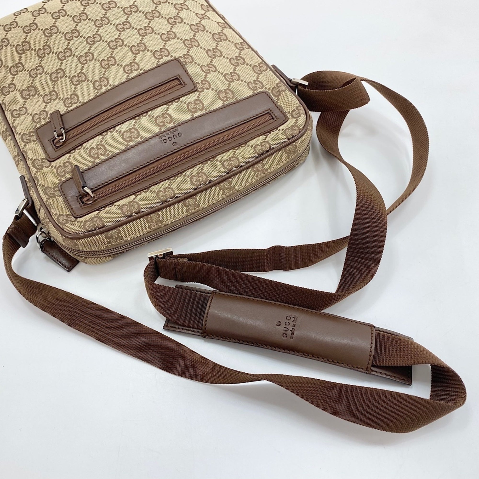 Gucci Brown Shoulder Bag (Pre-Owned)