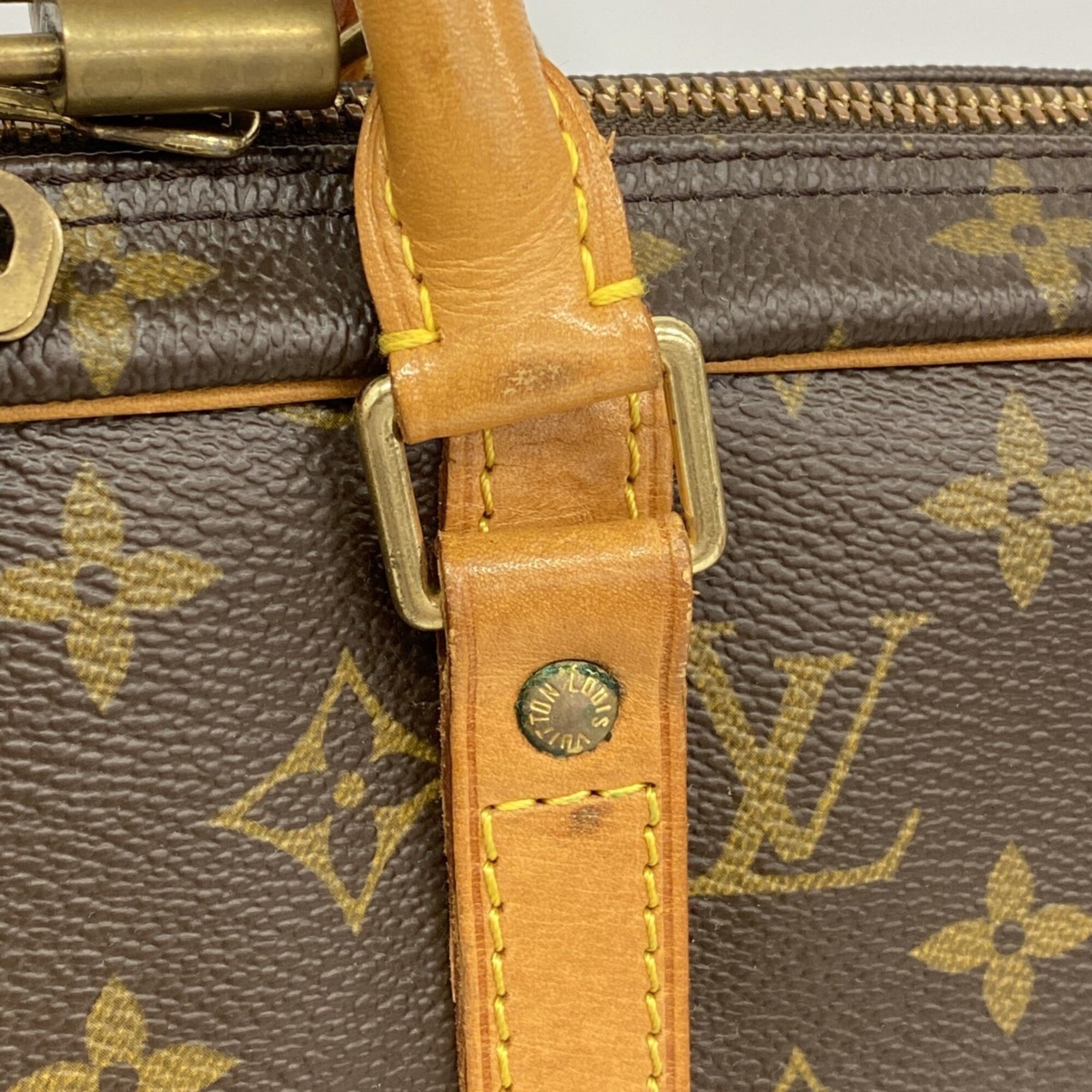 Louis Vuitton Brown Briefcase (Pre-Owned)