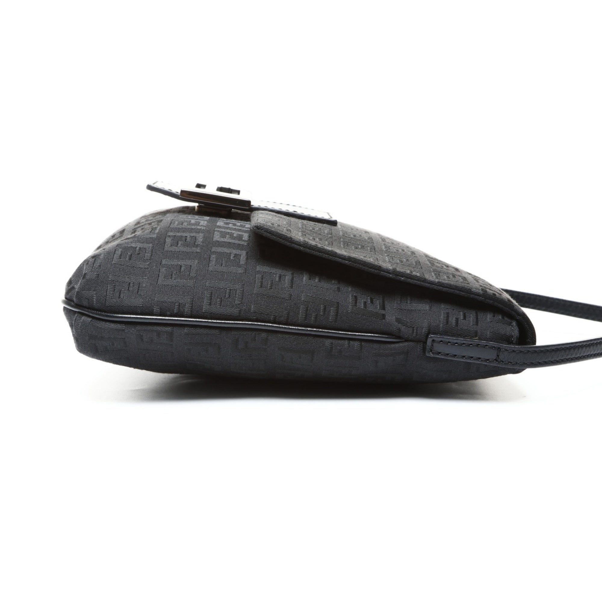 Fendi Black Canvas Shoulder Bag (Pre-Owned)