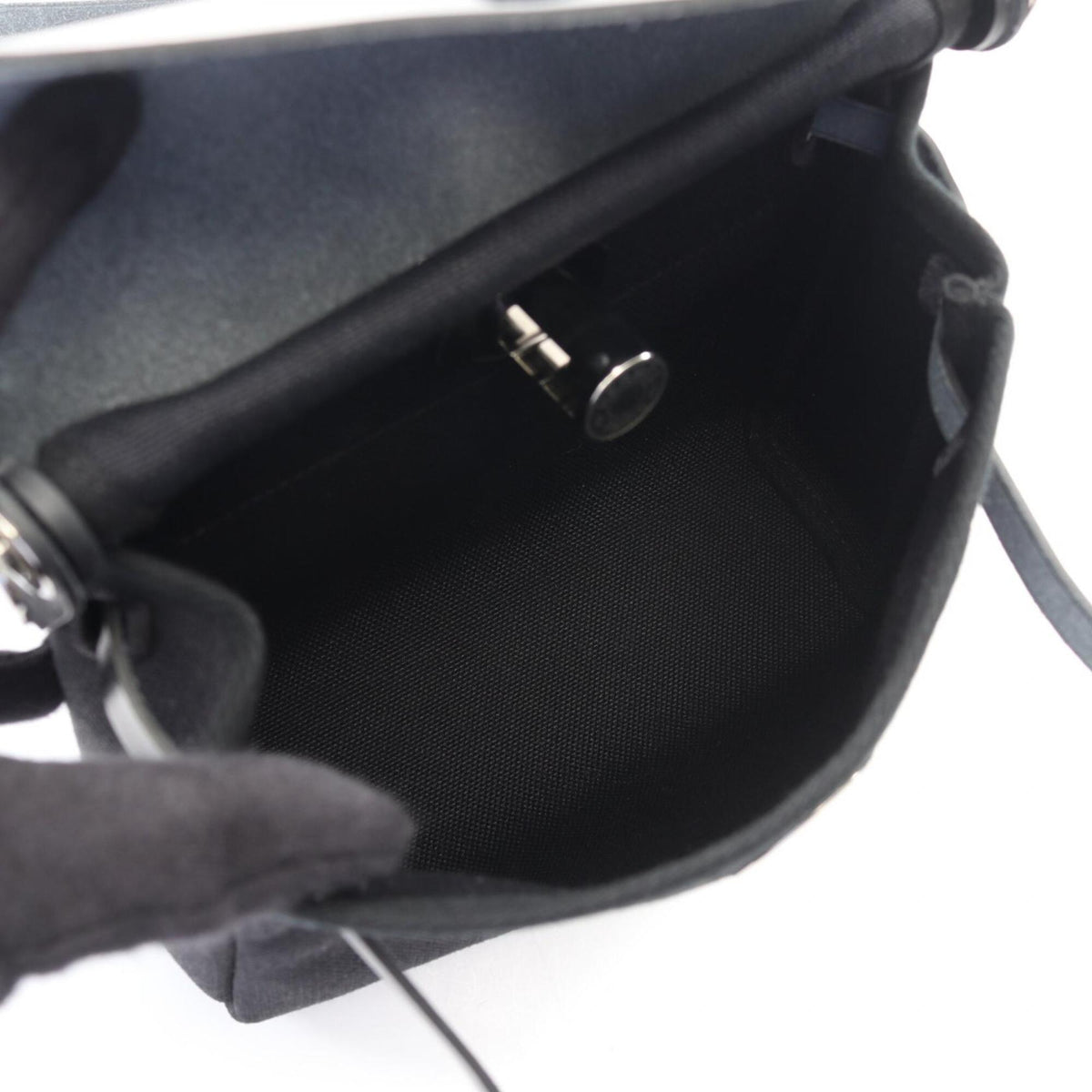 Hermes Black Handbag Shoulder Bag (Pre-Owned)