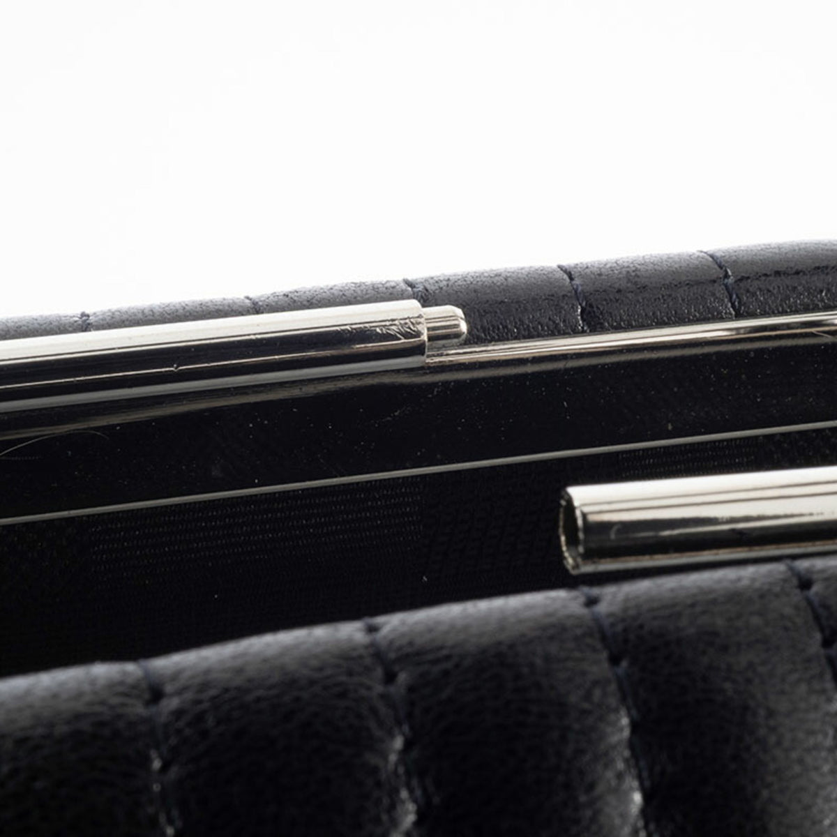Bally Black Leather Handbag (Pre-Owned)