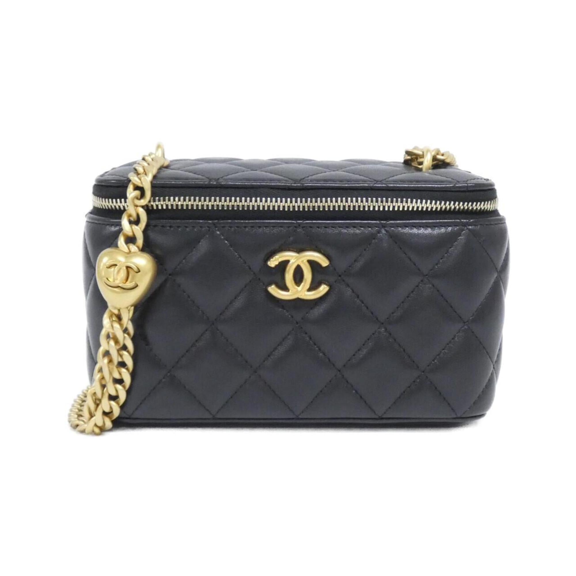 Chanel Black Leather Shoulder Bag (Pre-Owned)