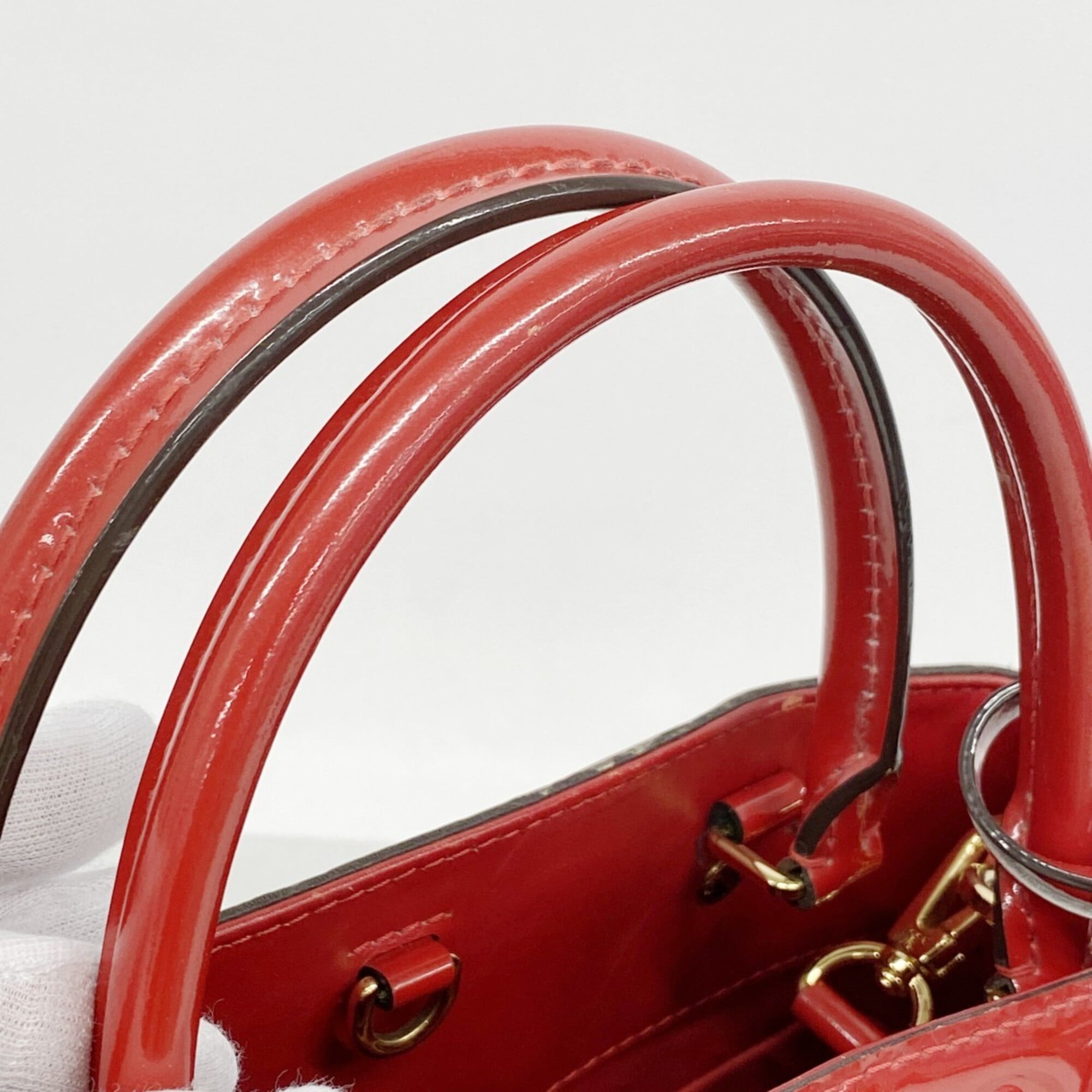 Louis Vuitton Cerise Handbag (Pre-Owned)