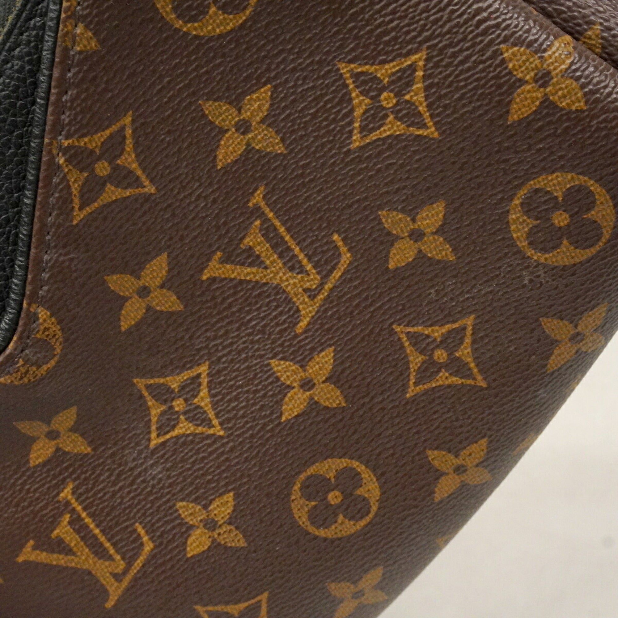 Louis Vuitton Brown Noir Handbag (Pre-Owned)