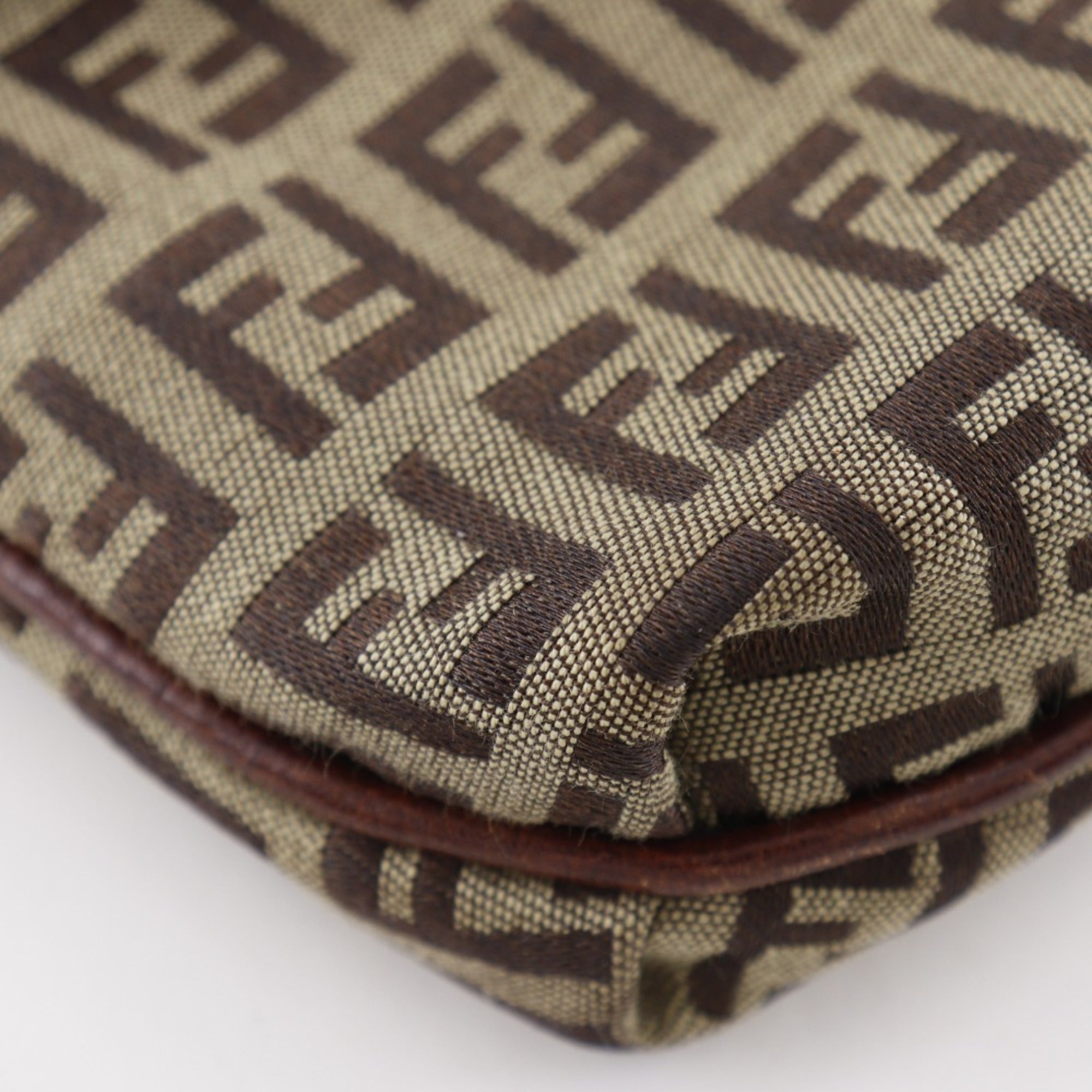 Fendi Brown Nylon Canvas Shoulder Bag (Pre-Owned)