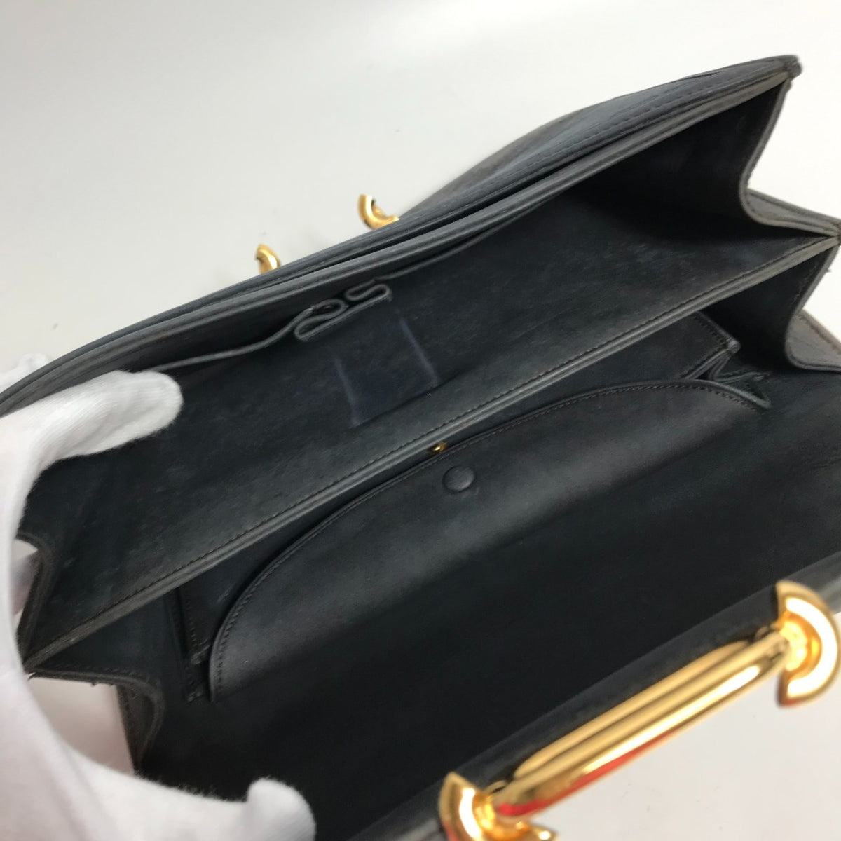 Hermes Gray Leather Shoulder Bag (Pre-Owned)