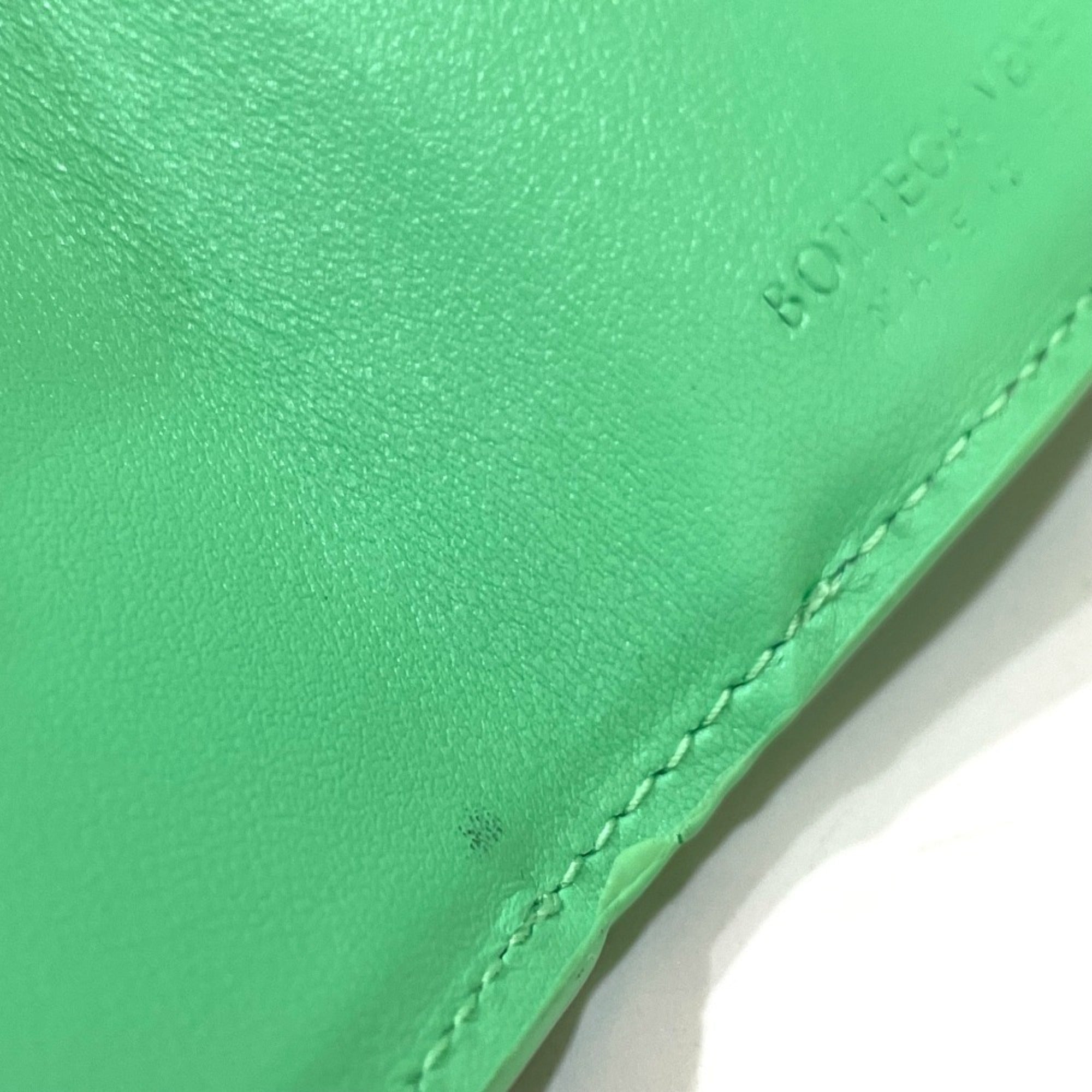 Bottega Veneta Green Leather Wallet (Tri-Fold) (Pre-Owned)