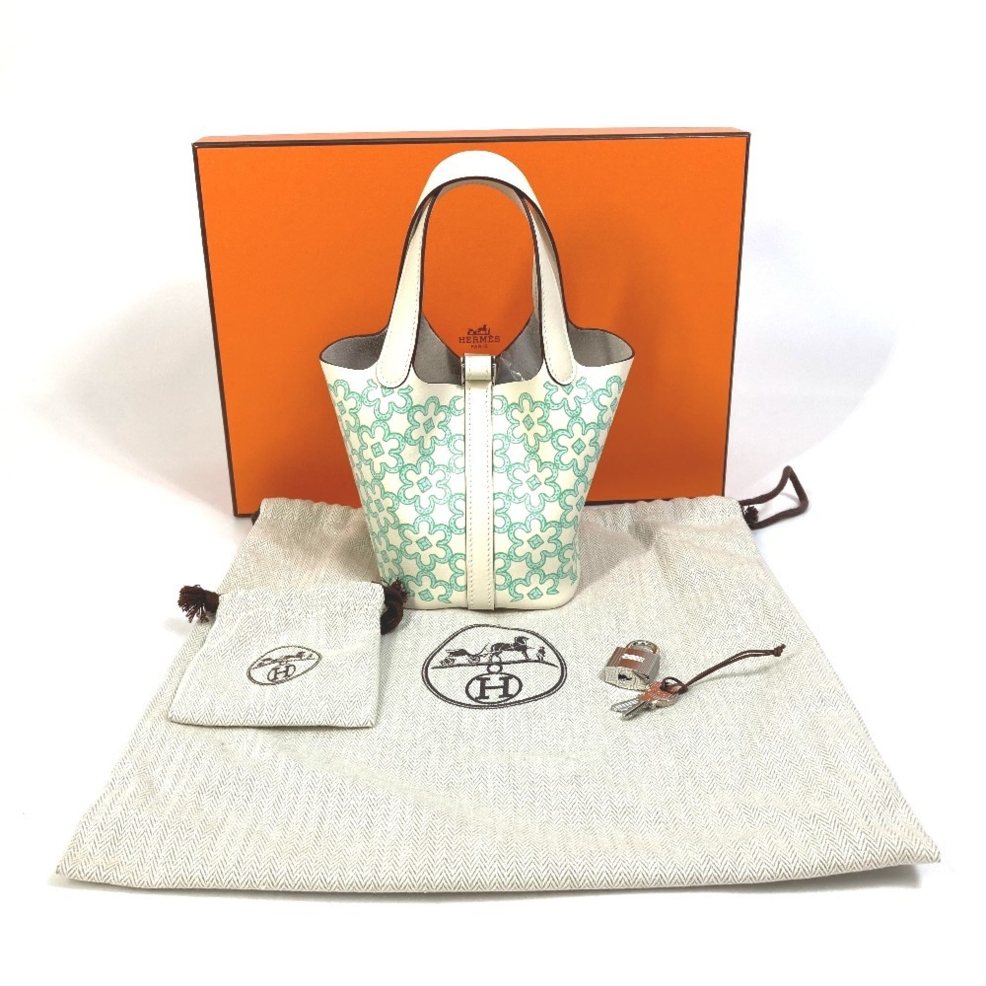 Hermes Green Swift Leather Handbag (Pre-Owned)