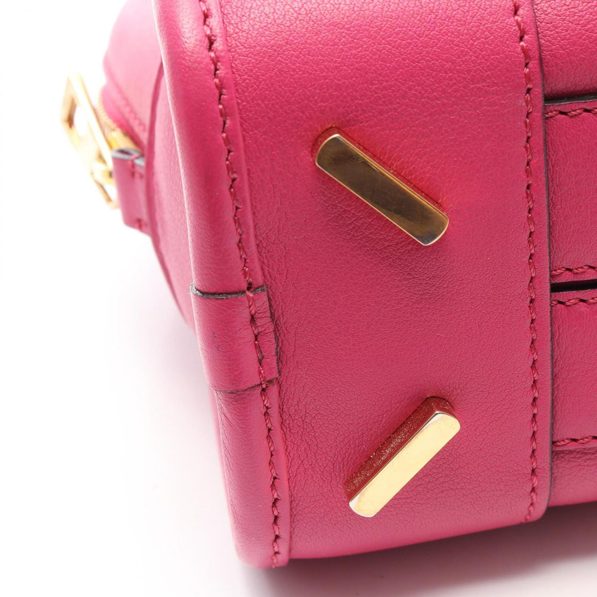 Loewe Pink Leather Handbag (Pre-Owned)