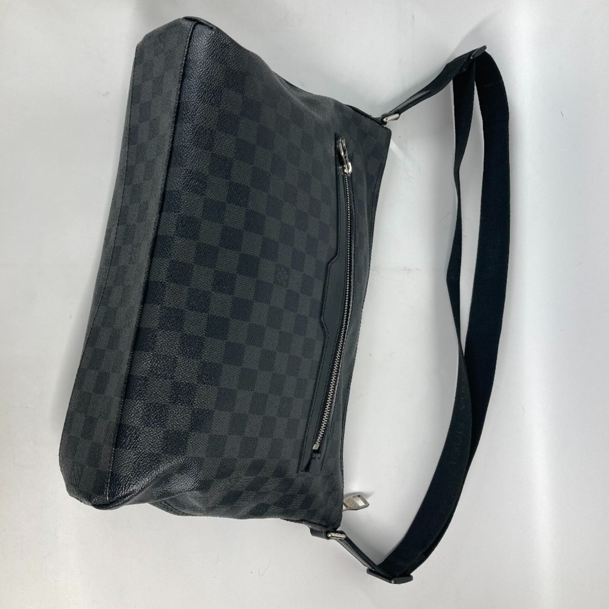Louis Vuitton Black Damier Graphite Shoulder Bag (Pre-Owned)
