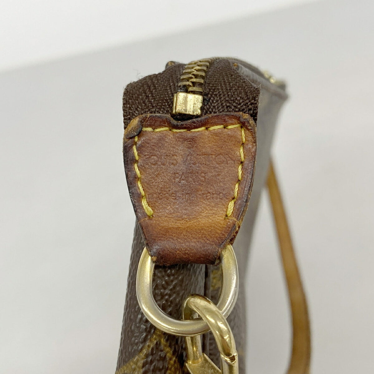 Louis Vuitton Brown Pouch (Pre-Owned)