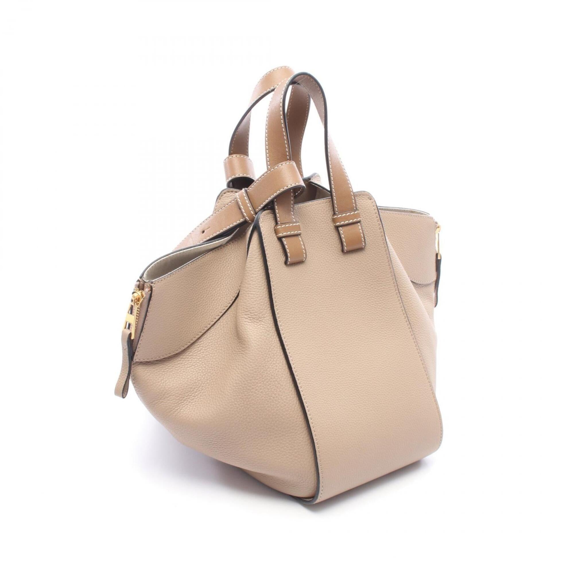 Loewe Beige Leather Handbag (Pre-Owned)