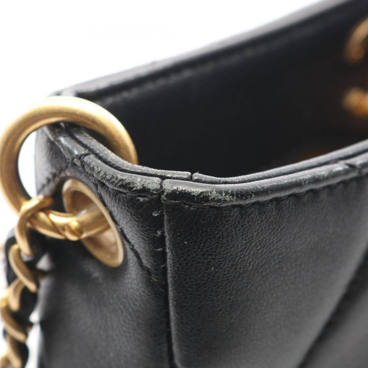 Chanel Black Leather Handbag Shoulder Bag (Pre-Owned)