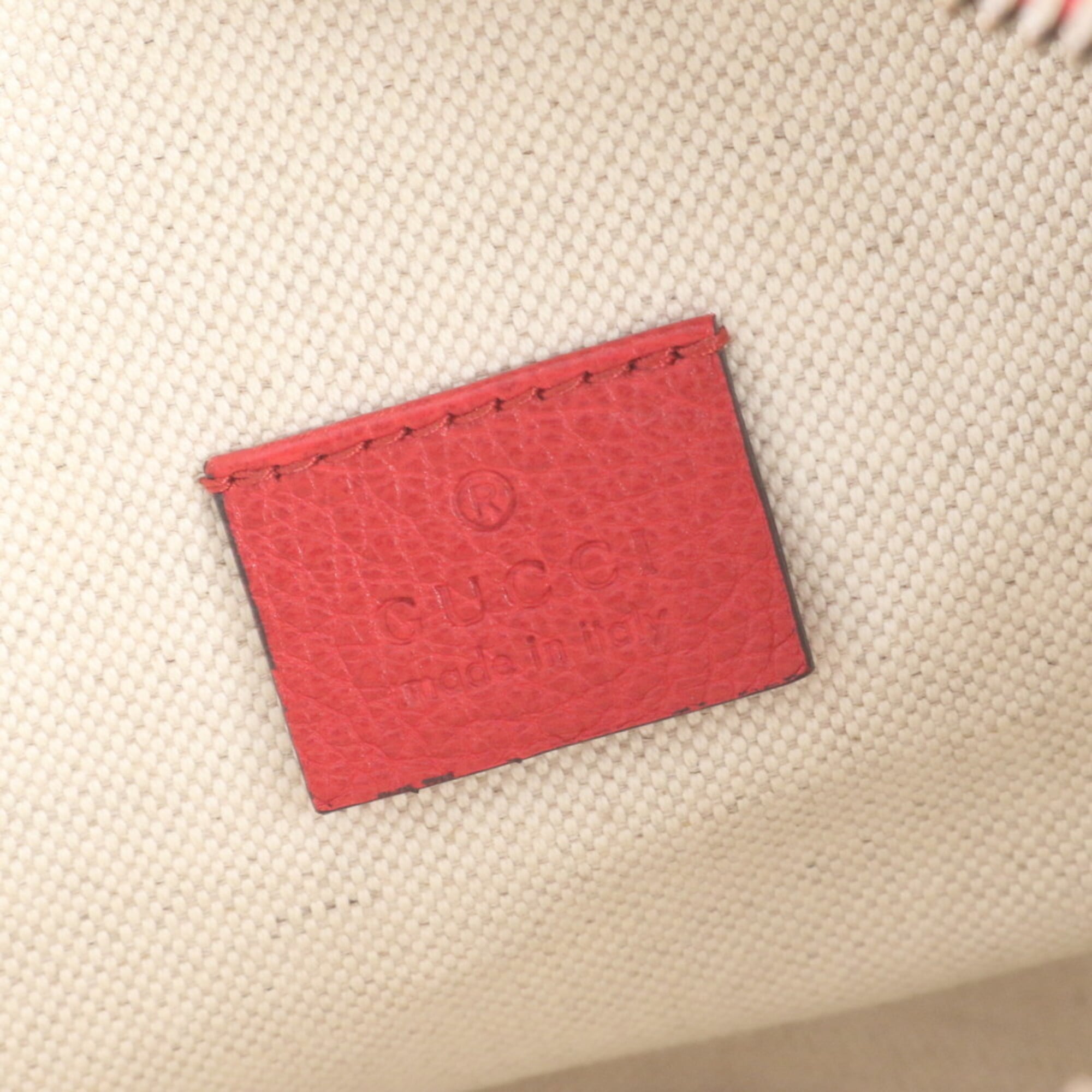 Gucci Red Color Leather Pouch Shoulder Bag Sling Bag (Pre-Owned)
