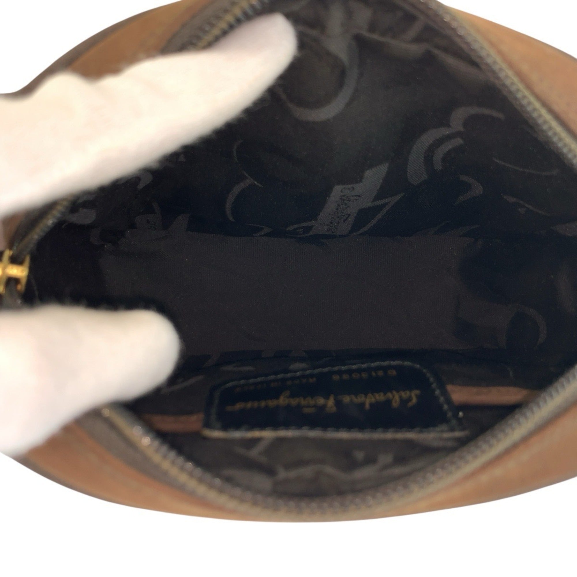 Salvatore Ferragamo Brown Suede Pochette Shoulder Bag (Pre-Owned)