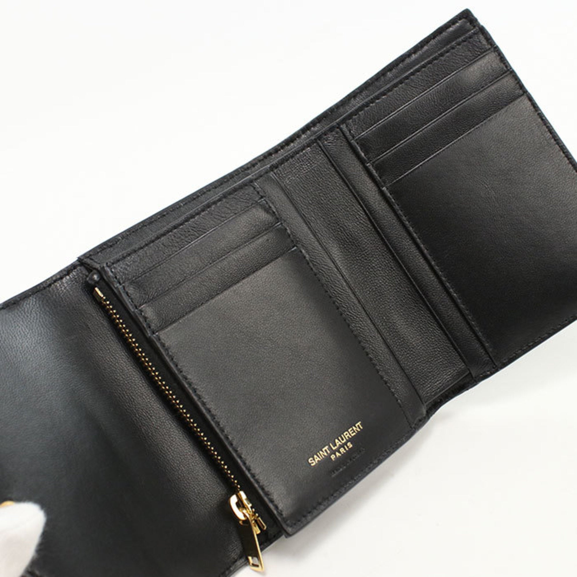 Saint Laurent Black Leather Wallet (Tri-Fold) (Pre-Owned)
