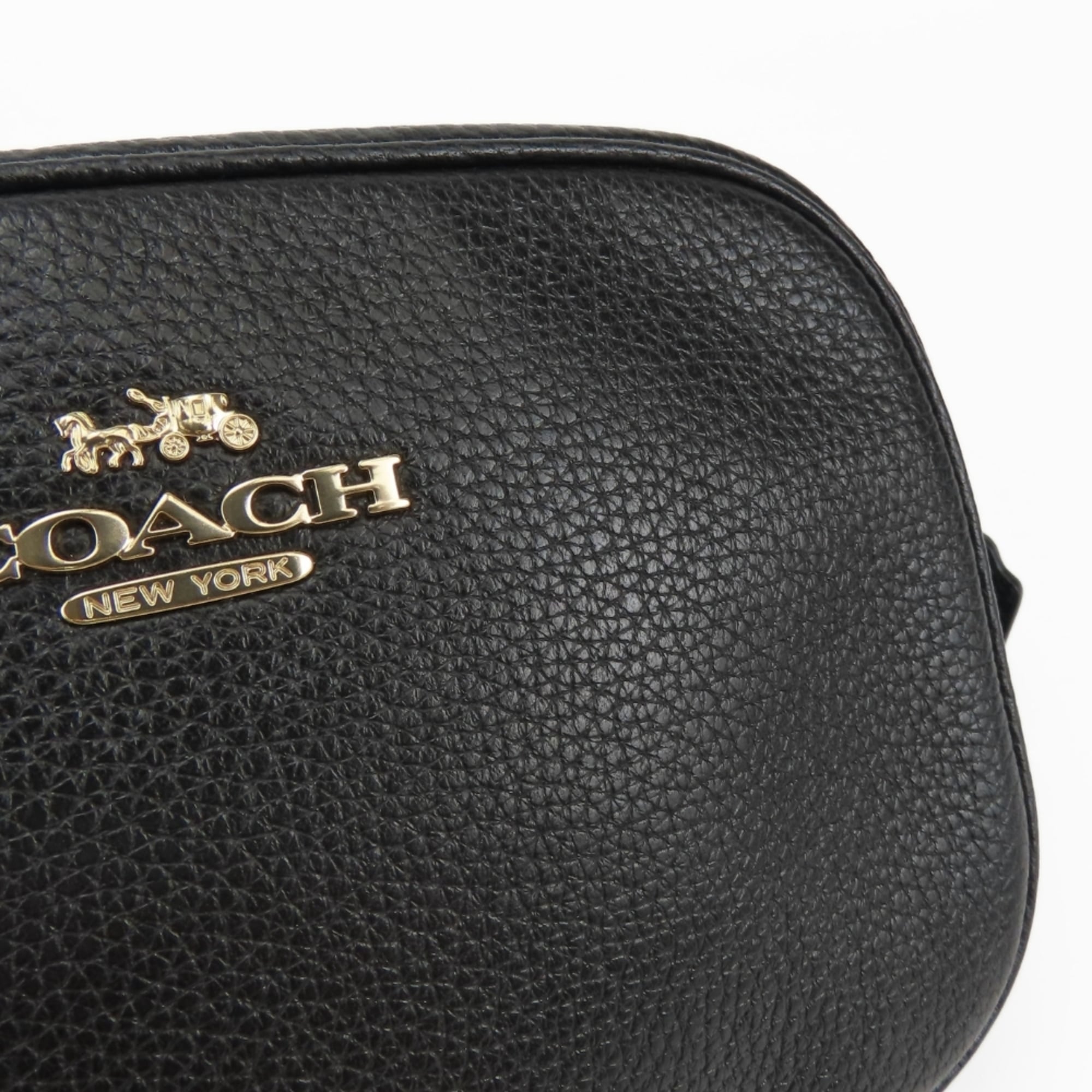 Coach Black Leather Pochette Shoulder Bag (Pre-Owned)