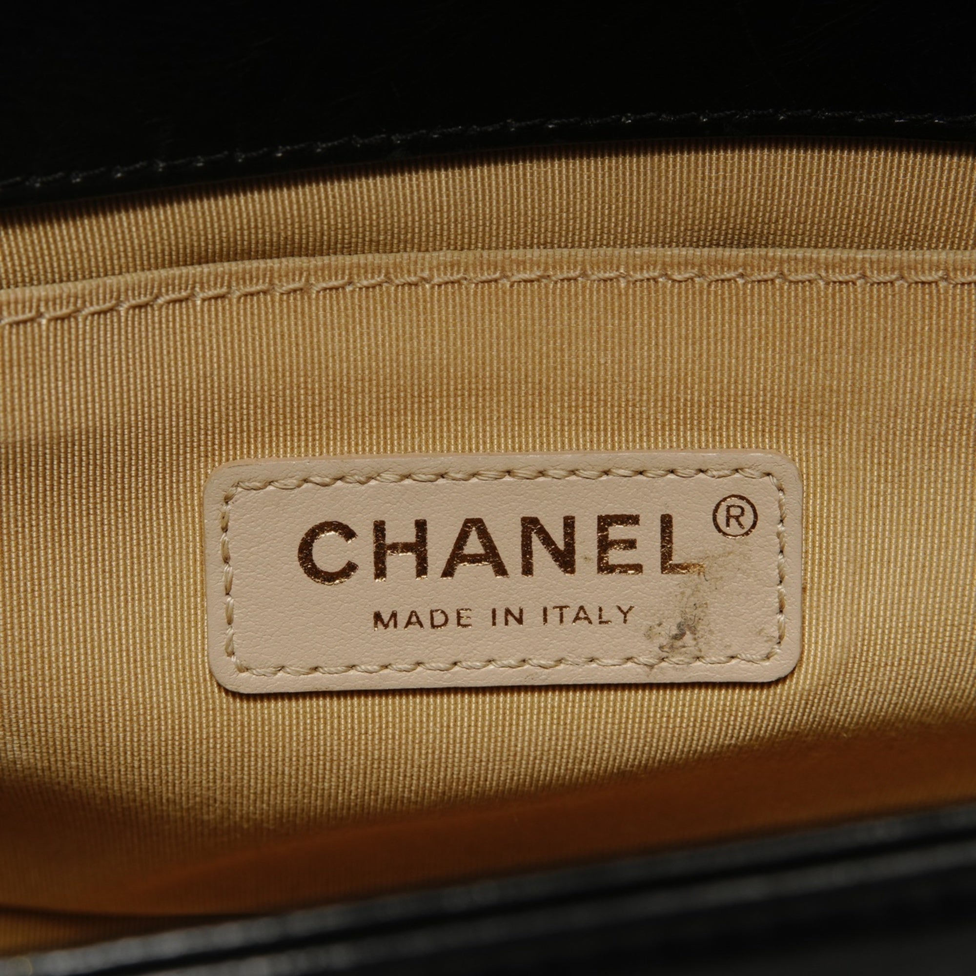 Chanel Boy Chanel Black Shoulder Bag (Pre-Owned)