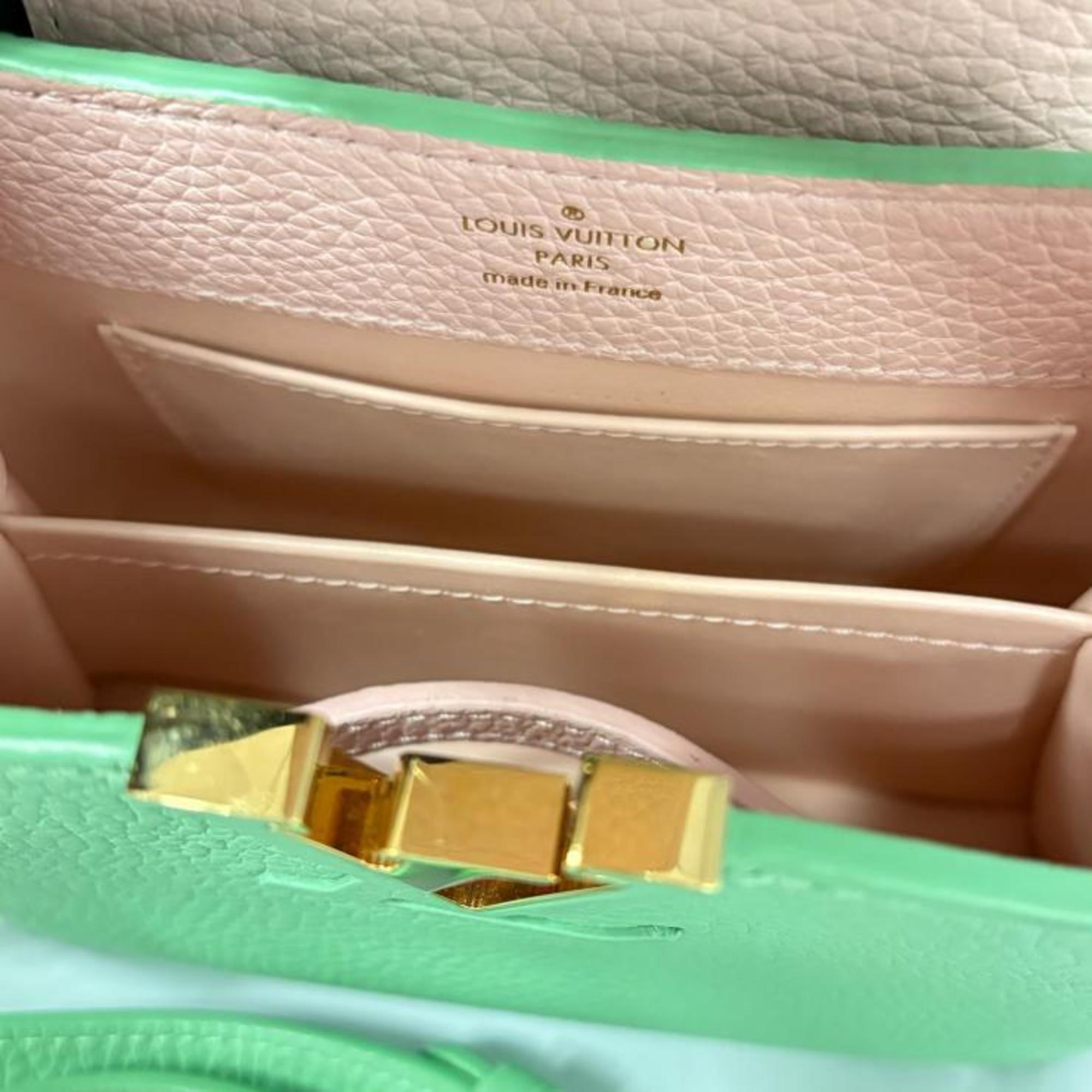 Louis Vuitton Green Leather Handbag (Pre-Owned)