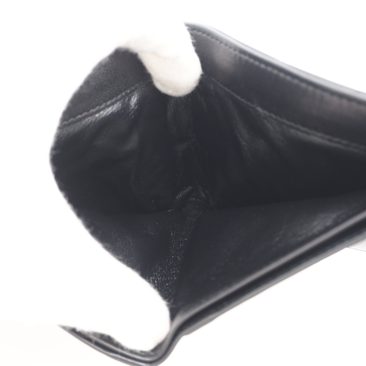 Yves Saint Laurent Black Leather Wallet (Bi-Fold) (Pre-Owned)