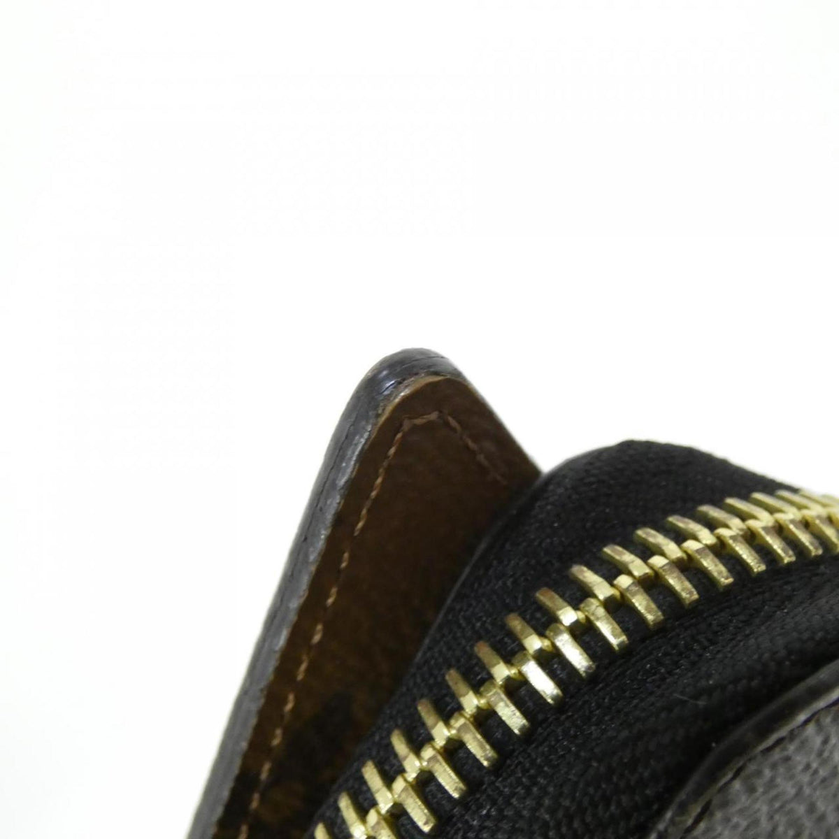 Louis Vuitton Marron Coated Canvas Long Wallet (Bi-Fold) (Pre-Owned)