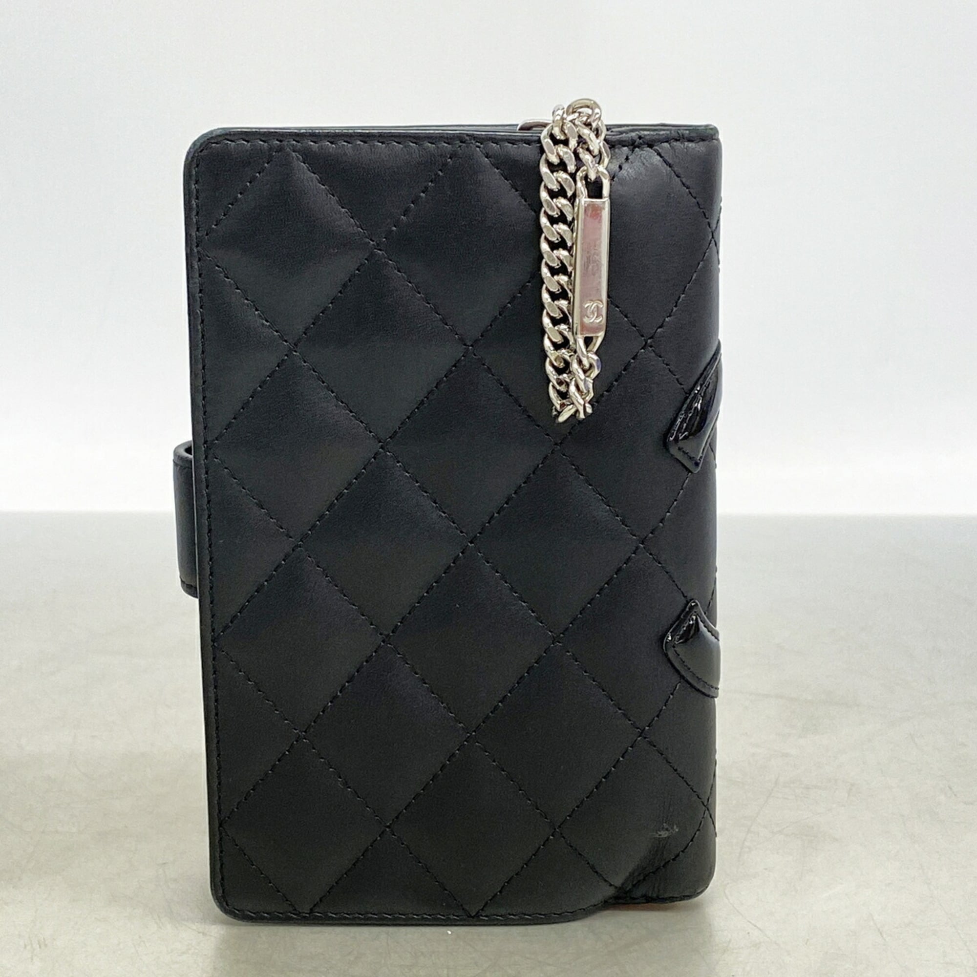 Chanel Black Leather Wallet (Bi-Fold) (Pre-Owned)