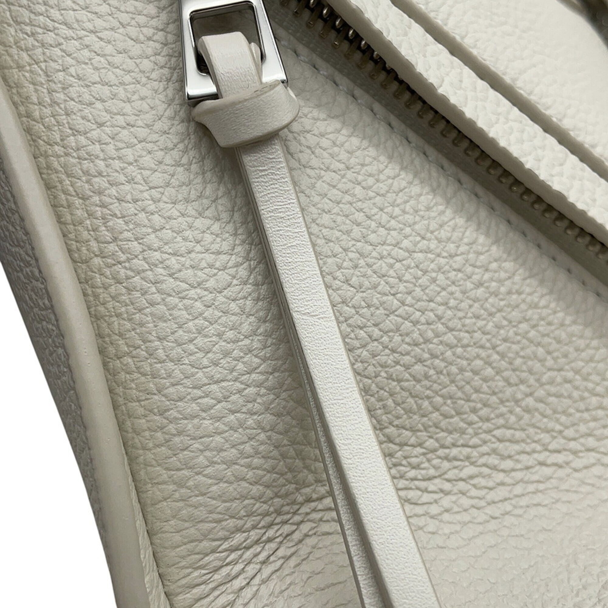 Loewe Hammock White Leather Handbag Shoulder Bag (Pre-Owned)