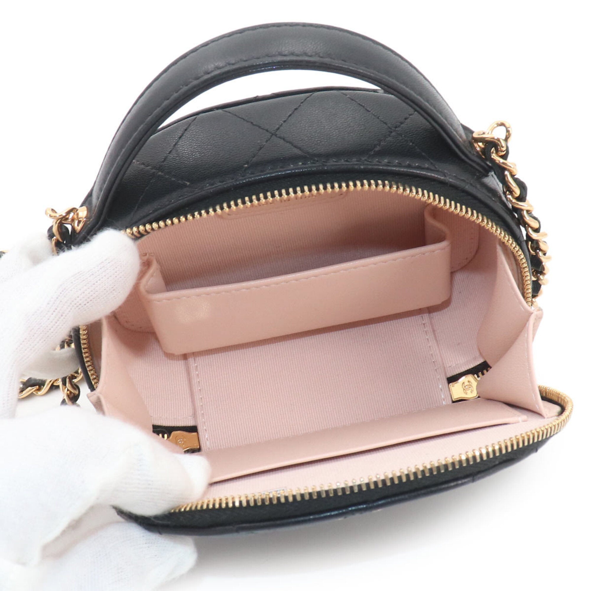 Chanel Black Leather Handbag Shoulder Bag (Pre-Owned)