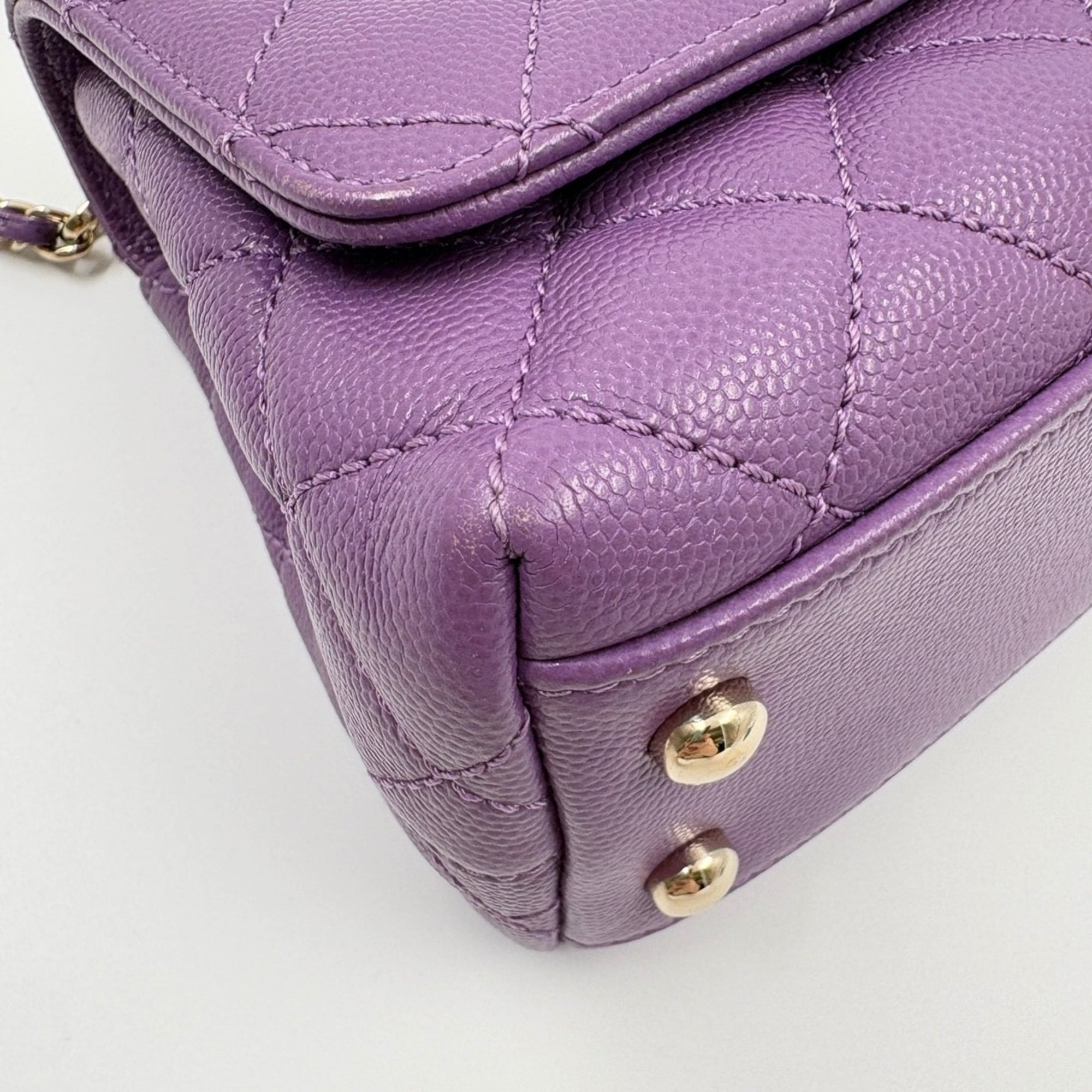 Chanel Matelasse Purple Handbag (Pre-Owned)