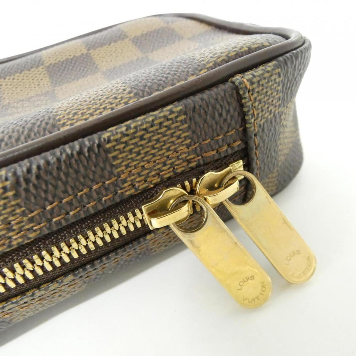 Louis Vuitton Ebene Coated Canvas Handbag Pouch (Pre-Owned)