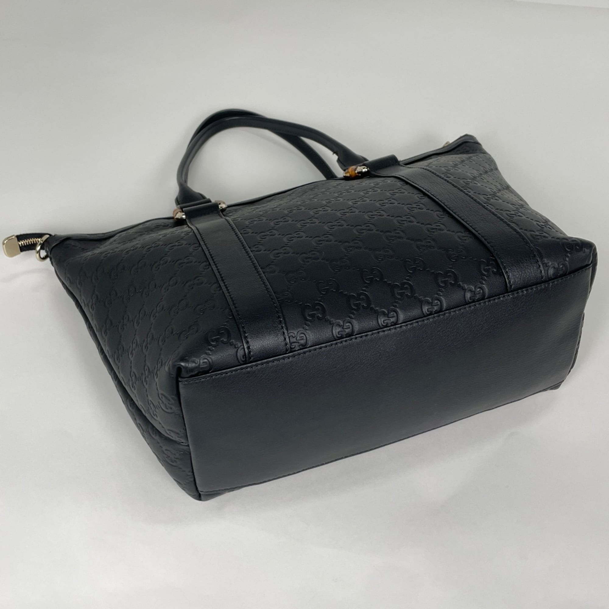 Gucci Black Bamboo Leather Tote Bag (Pre-Owned)