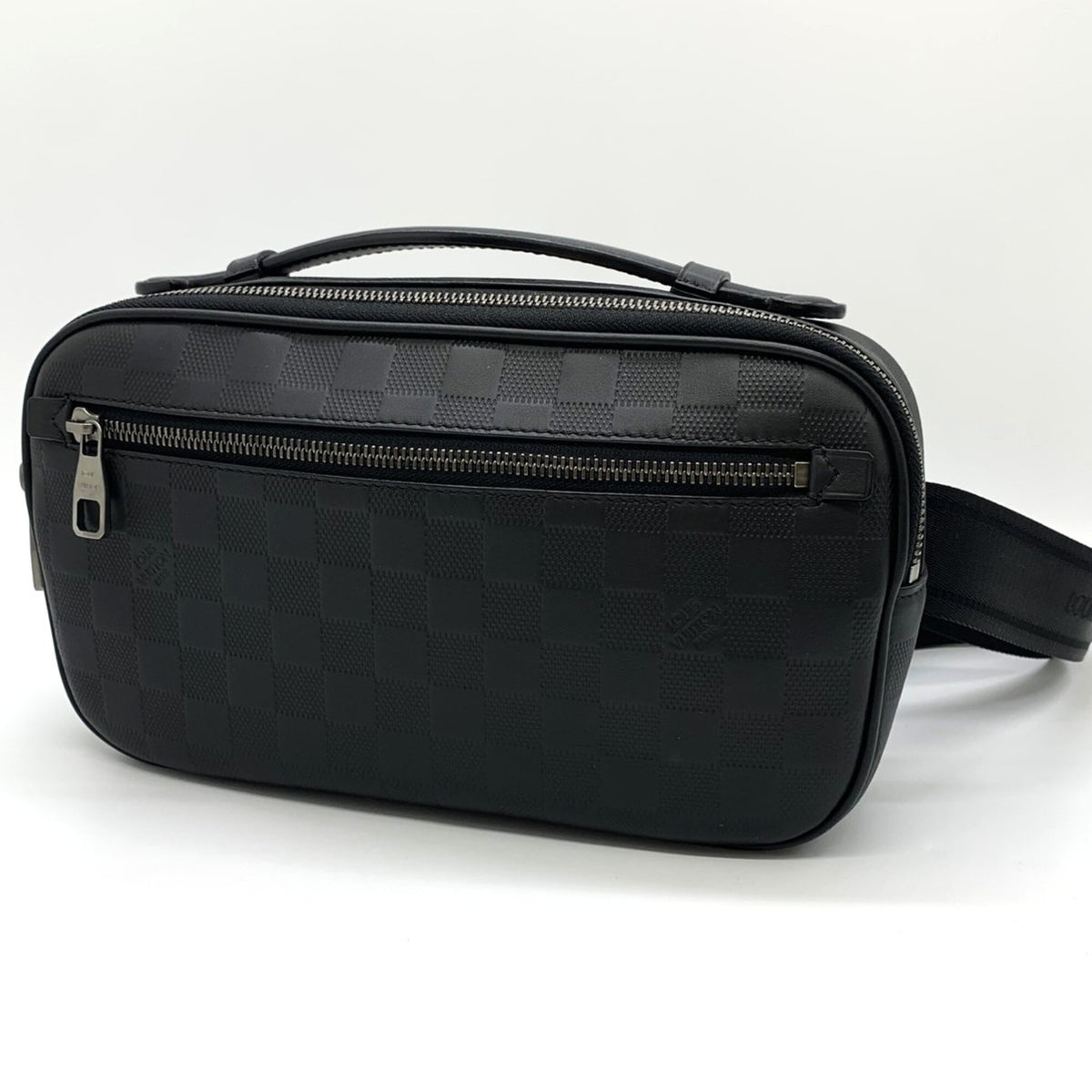 Louis Vuitton Black Leather Sling Bag (Pre-Owned)