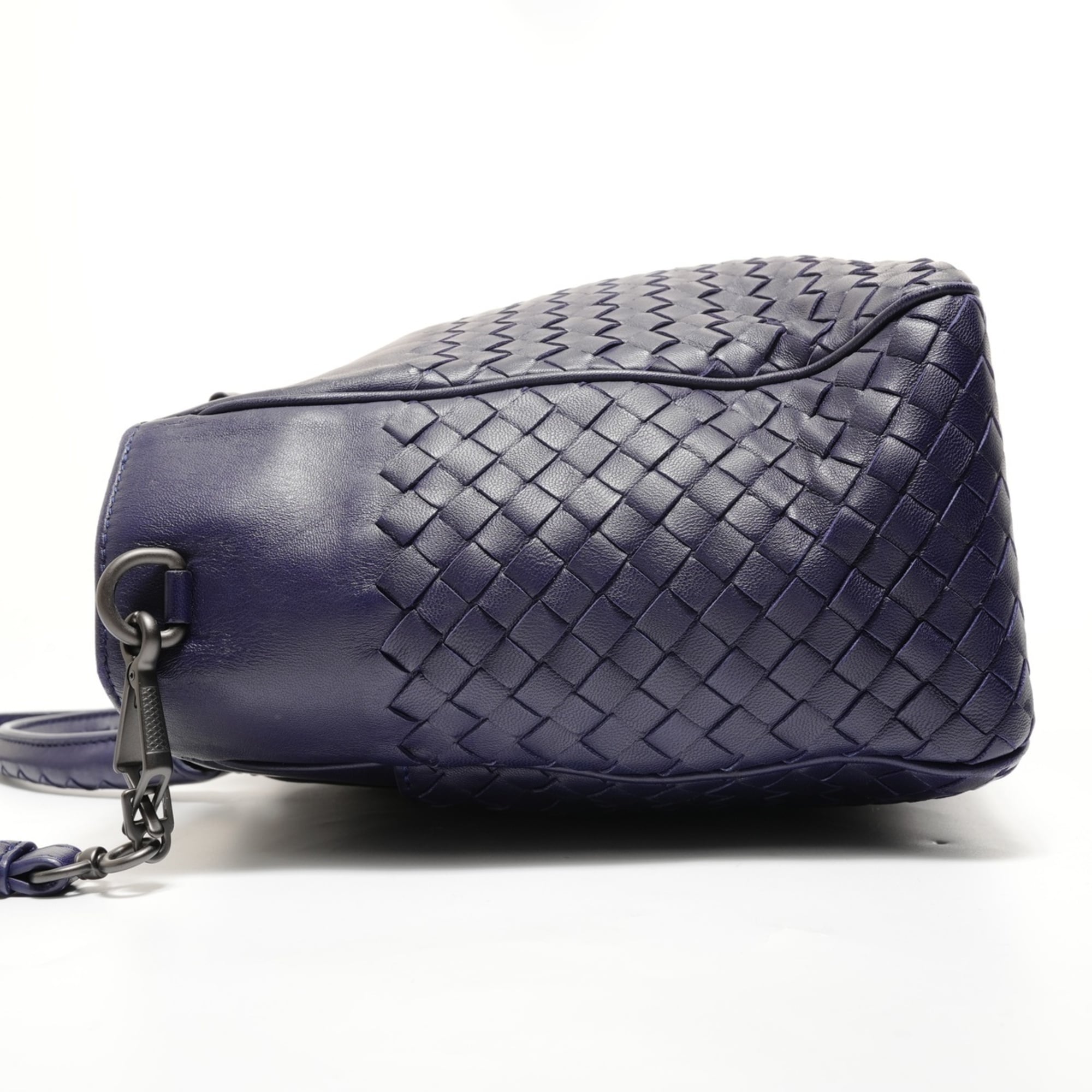 Bottega Veneta Intrecciato Purple Intrecciato Handbag (Pre-Owned)