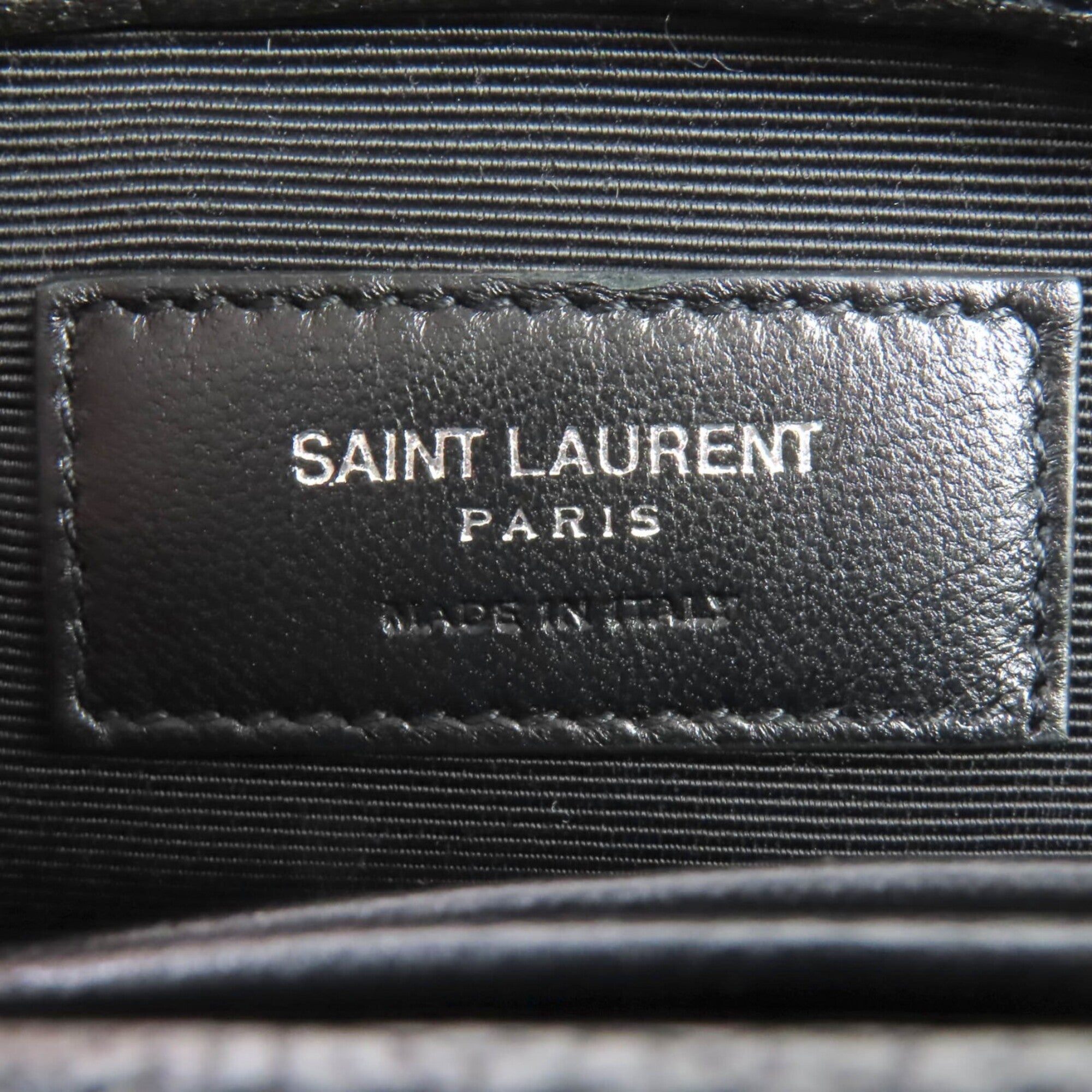 Saint Laurent Black Leather Shoulder Bag (Pre-Owned)