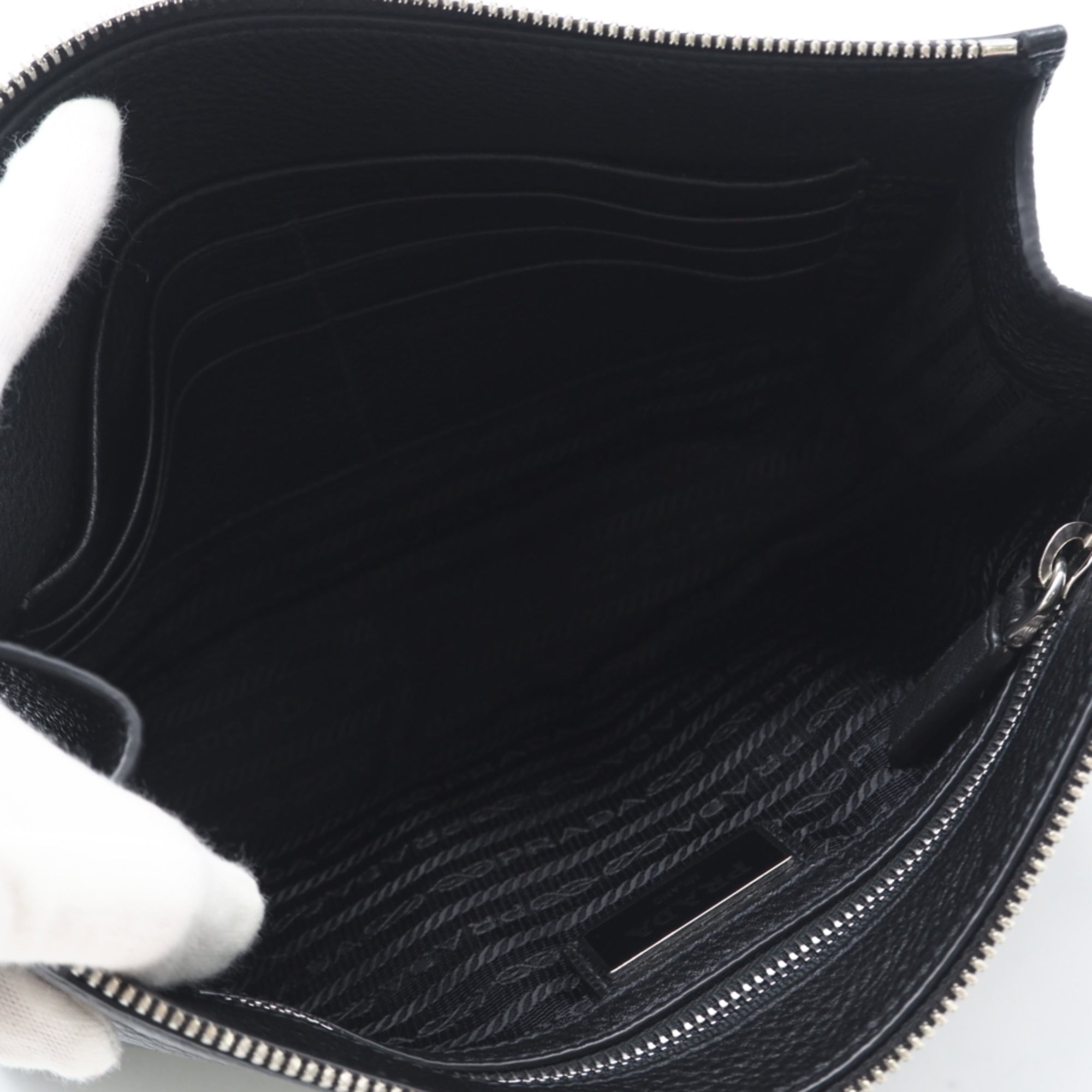 Prada Black Leather Clutch Bag (Pre-Owned)