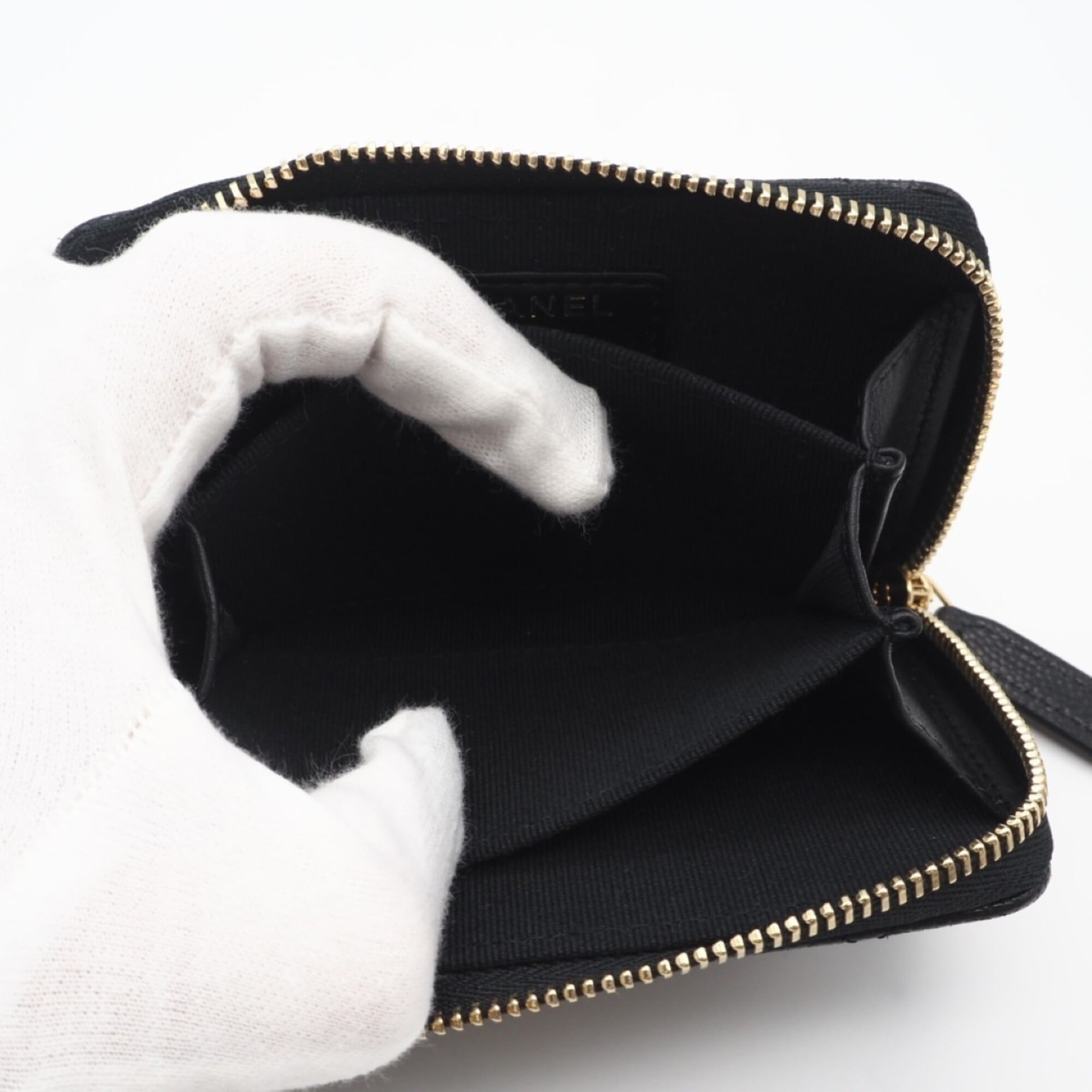 Chanel Matelasse Black Grained Calfskin Coin Purse/Coin Case (Pre-Owned)