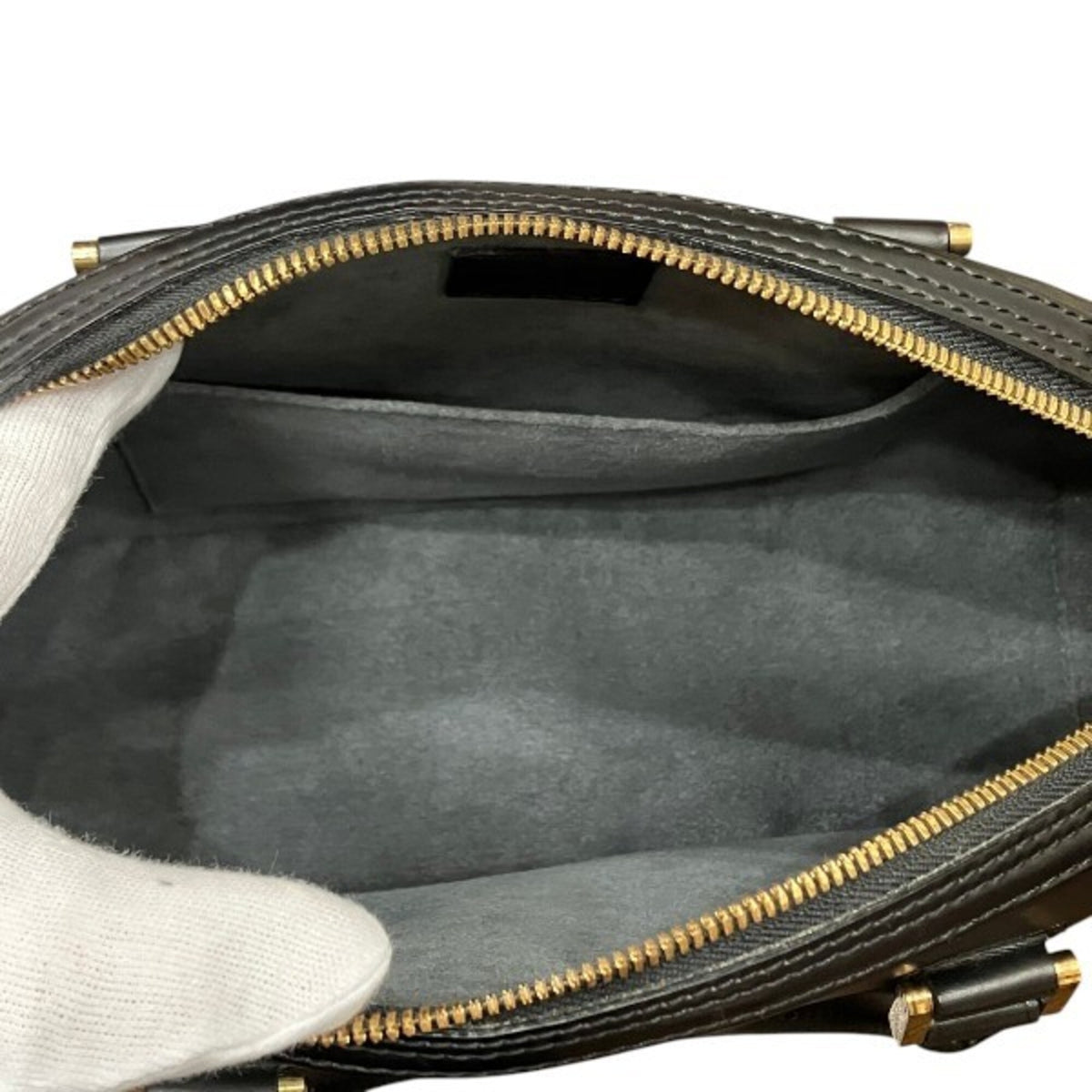 Louis Vuitton Black Leather Handbag (Pre-Owned)