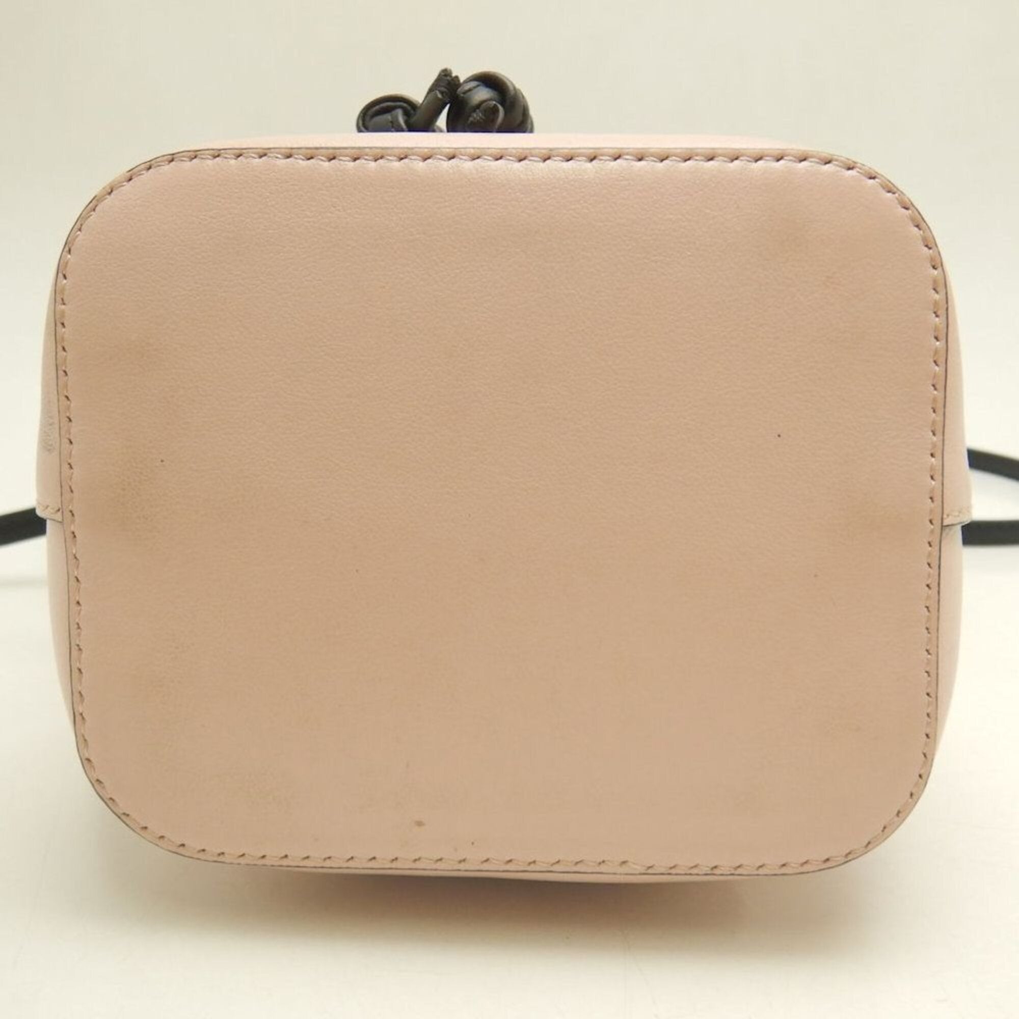 Fendi Black Pink Leather Shoulder Bag (Pre-Owned)