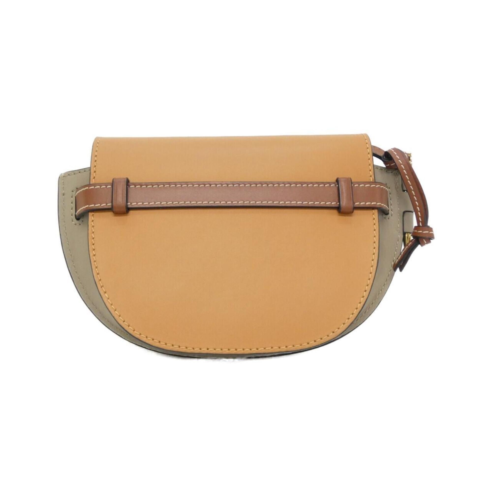 Loewe Brown Light Gray Leather Shoulder Bag (Pre-Owned)