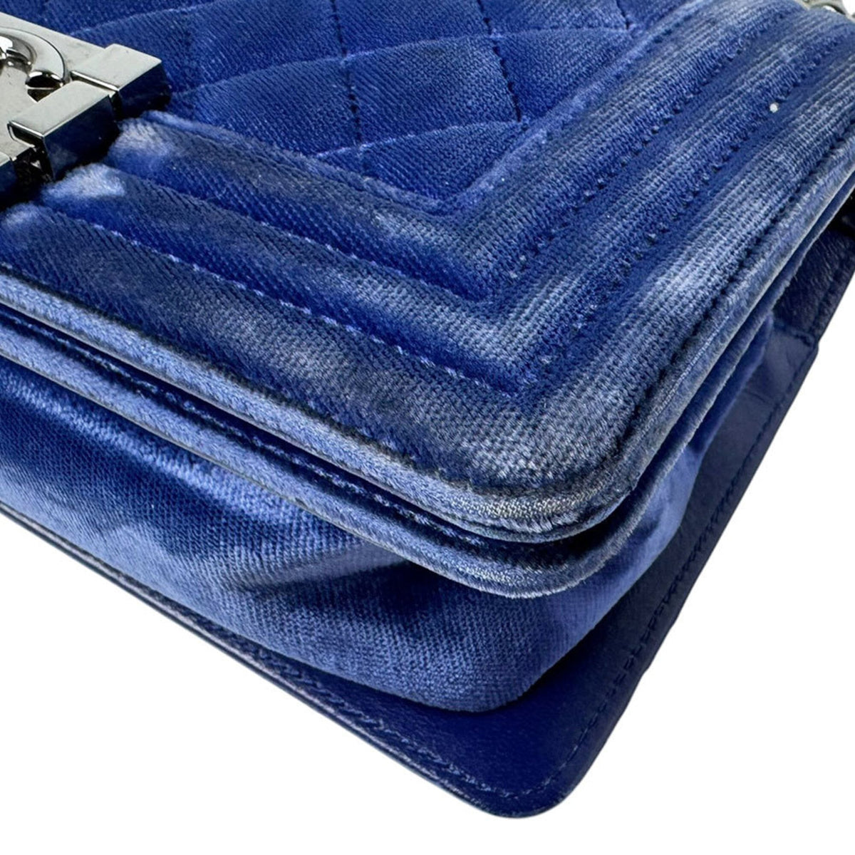 Chanel Blue Velvet Shoulder Bag (Pre-Owned)