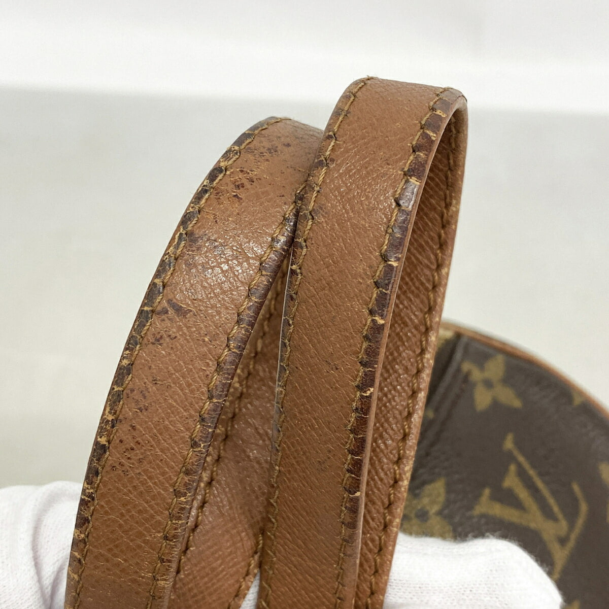 Louis Vuitton Brown Handbag (Pre-Owned)