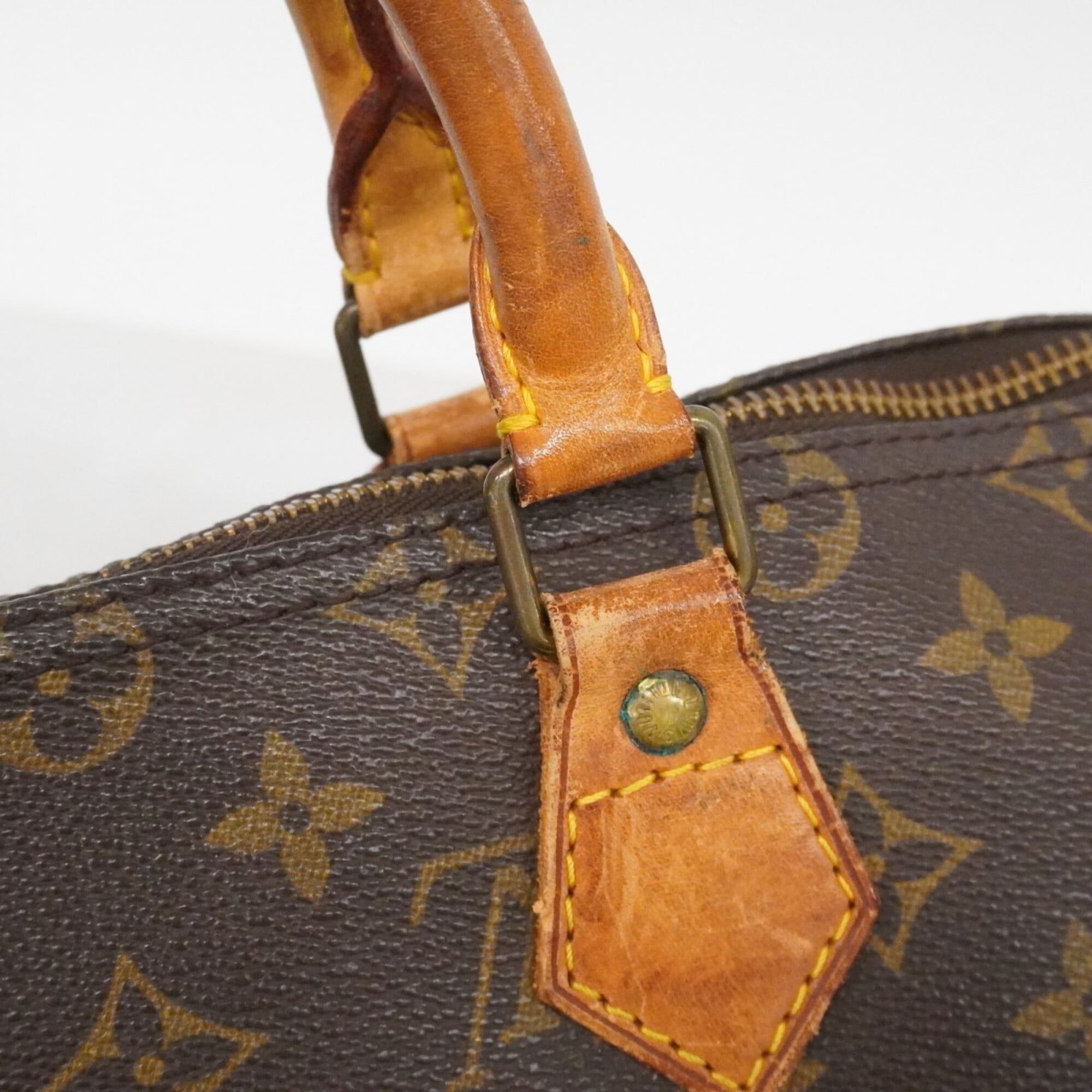 Louis Vuitton Brown Handbag (Pre-Owned)
