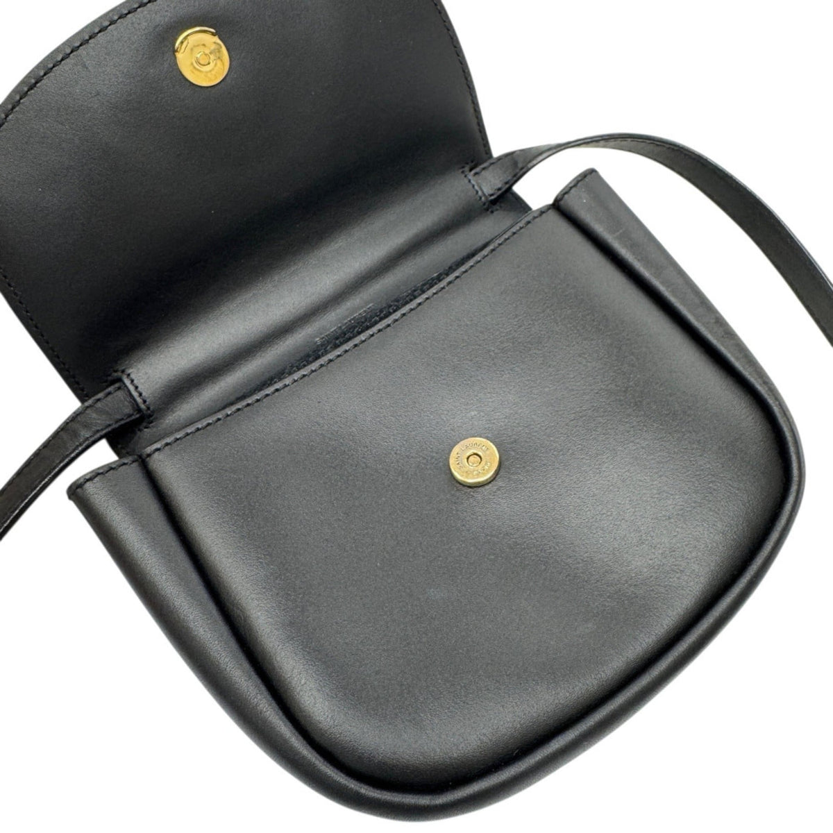 Saint Laurent Black Leather Pochette Shoulder Bag (Pre-Owned)