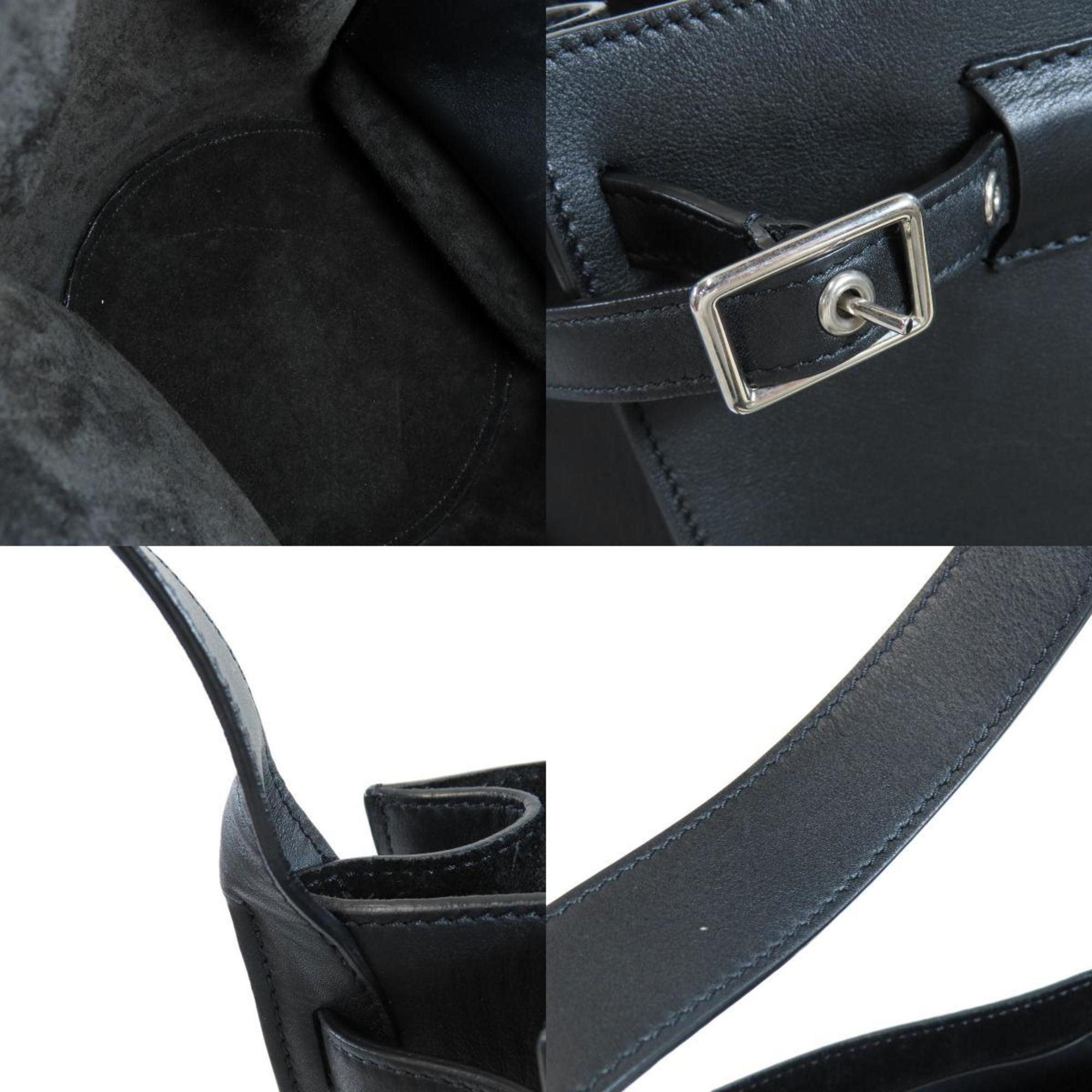 Celine Black Leather Shoulder Bag (Pre-Owned)